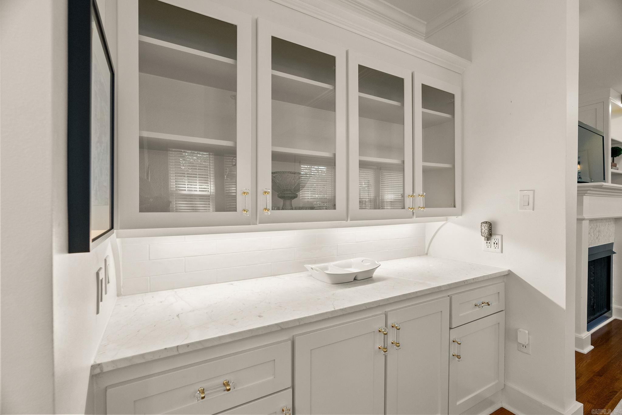 NEWTONS - Residential