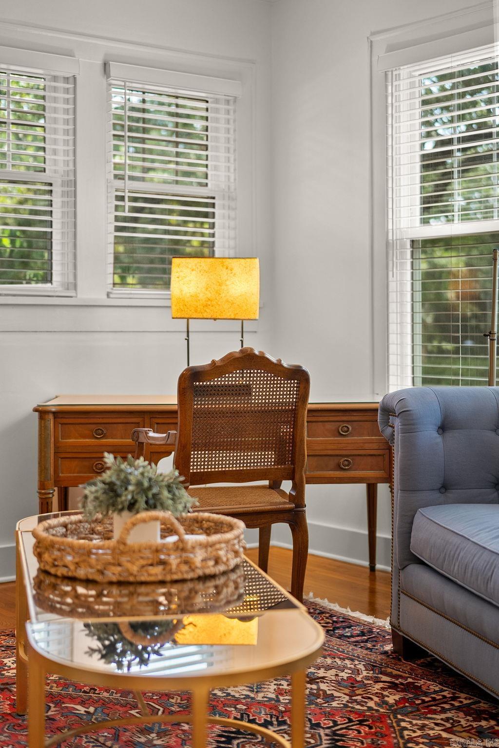 NEWTONS - Residential