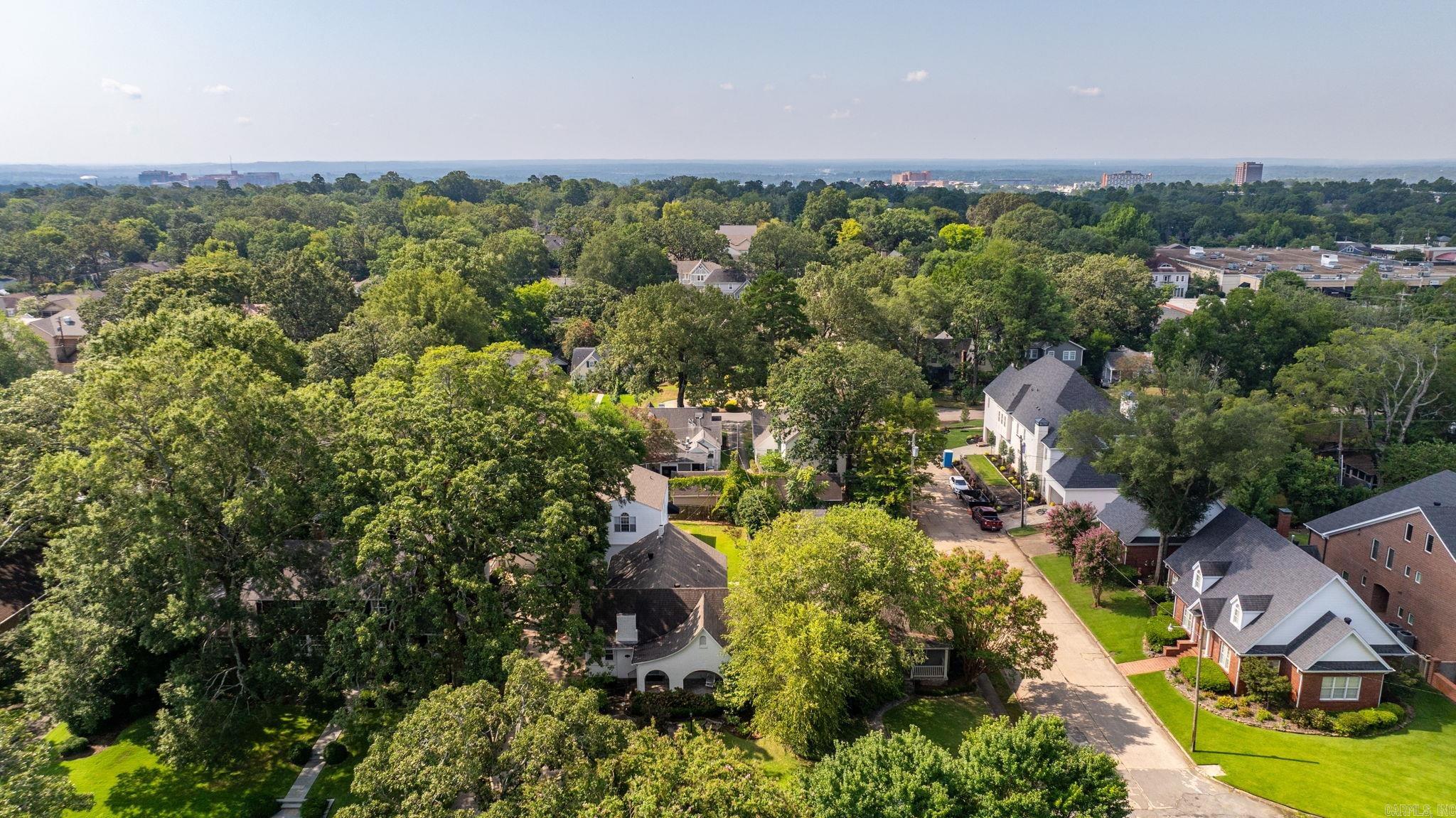 NEWTONS - Residential