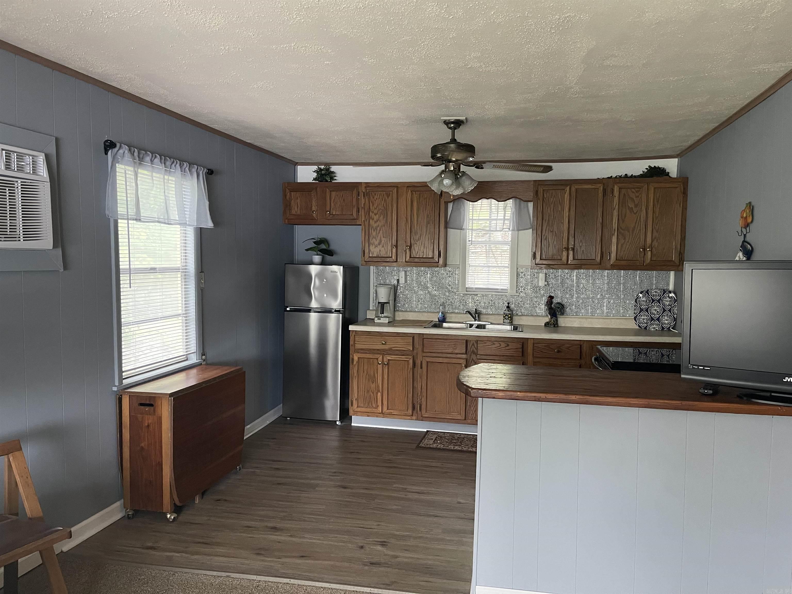 LAKE NORRELL ESTATES - Residential