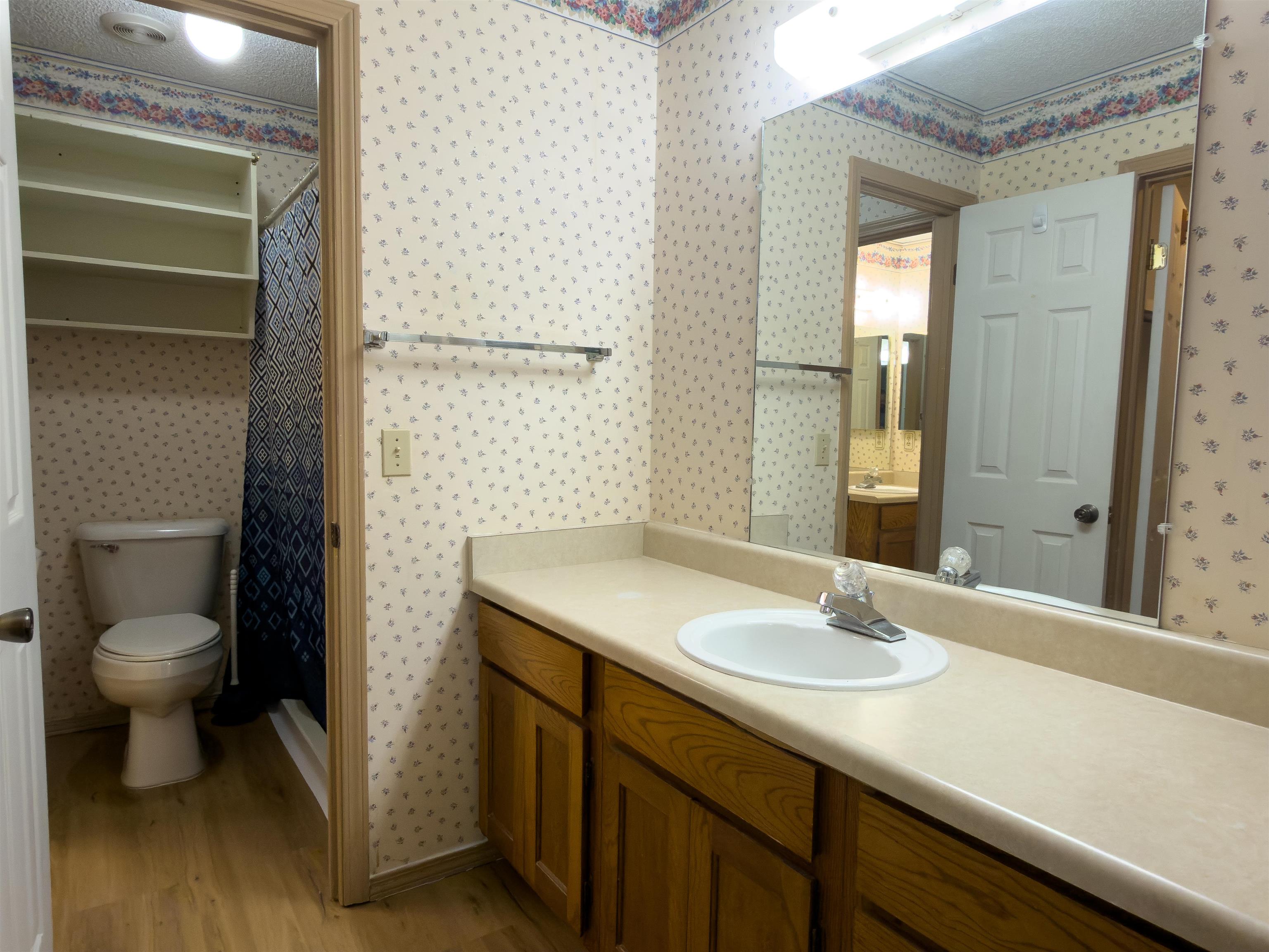 CHEROKEE COURTS - Residential