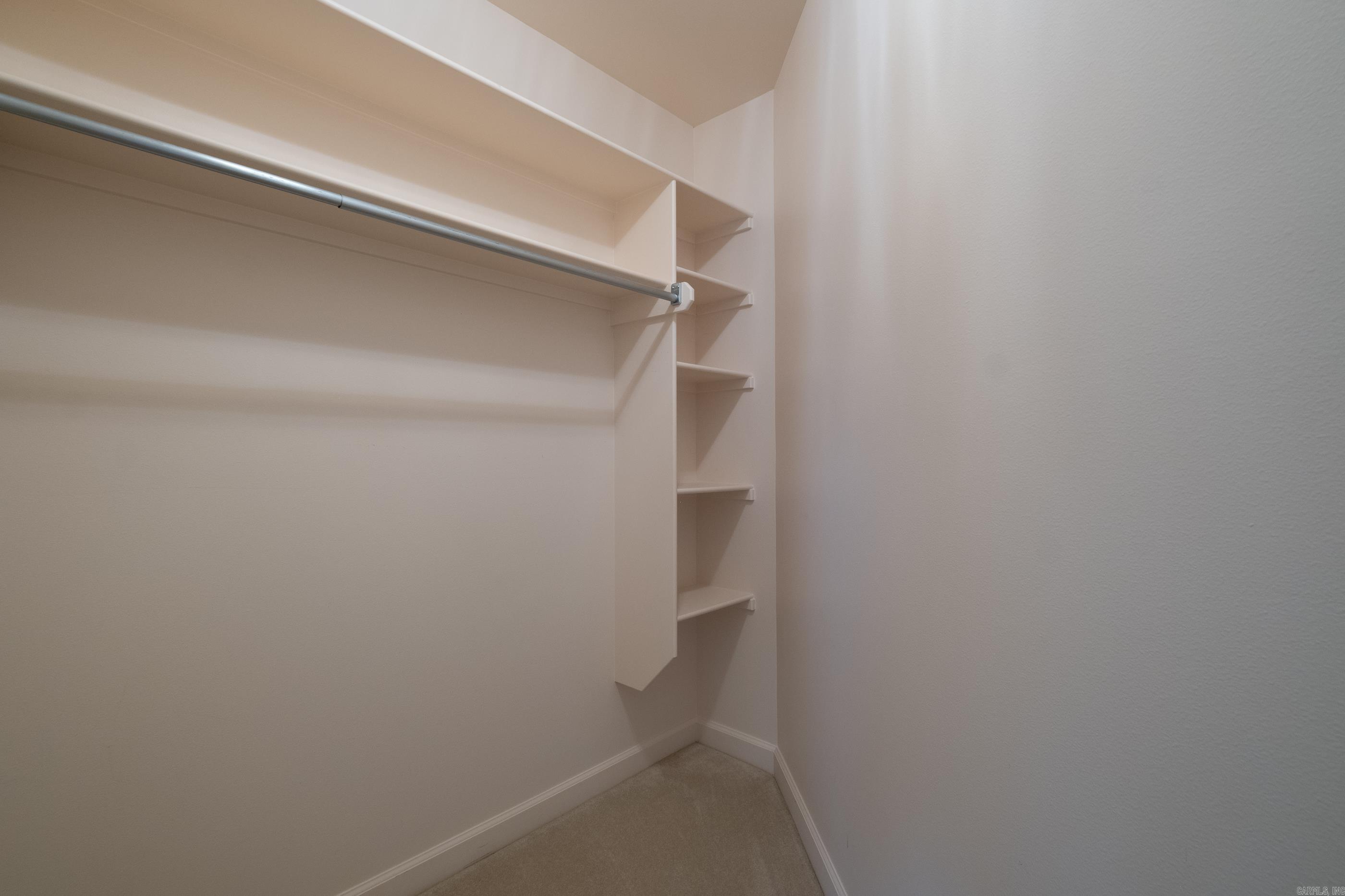 CHENAL VALLEY MARGEUAX - Residential