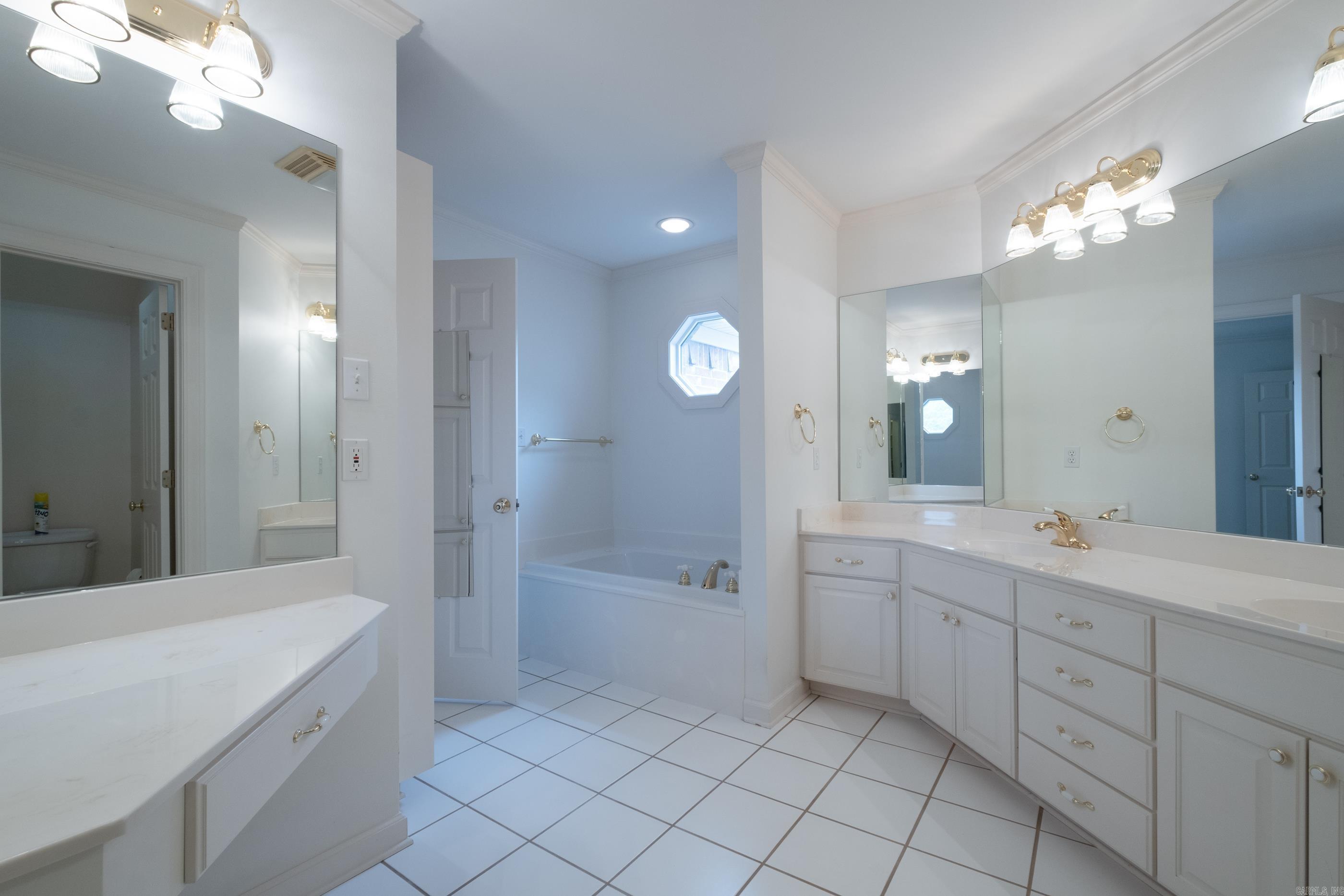 CHENAL VALLEY MARGEUAX - Residential