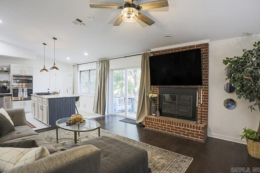 PLAZA HEIGHTS - Residential