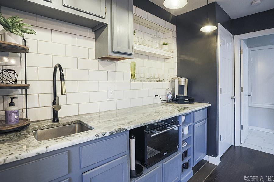 PLAZA HEIGHTS - Residential