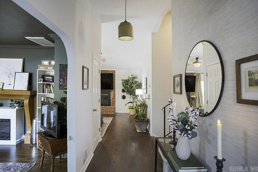 PLAZA HEIGHTS - Residential