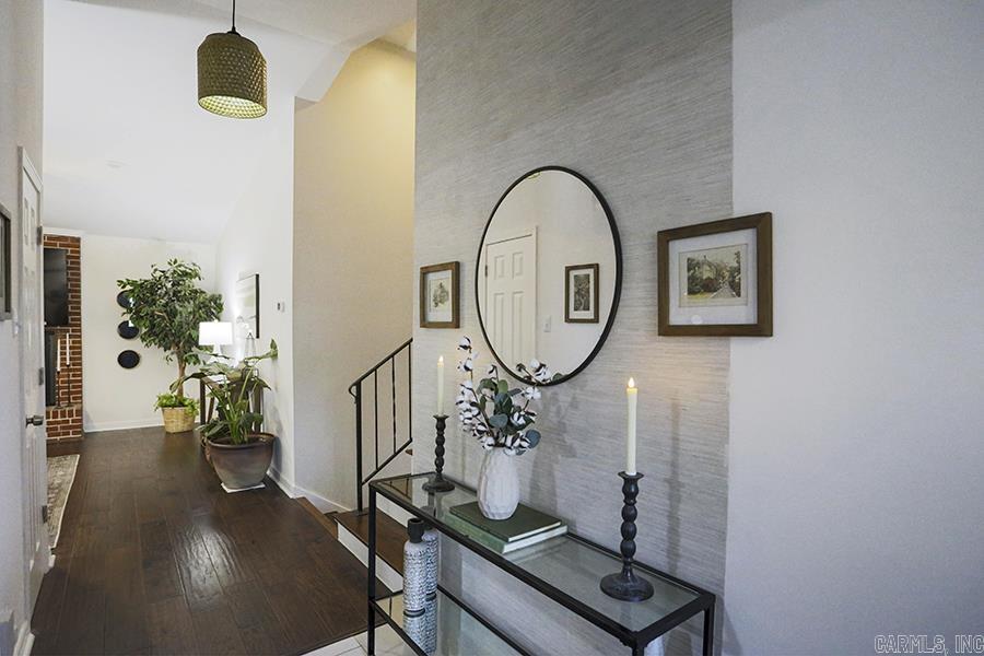 PLAZA HEIGHTS - Residential