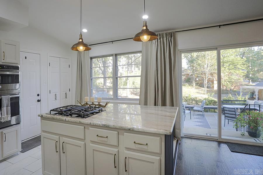 PLAZA HEIGHTS - Residential