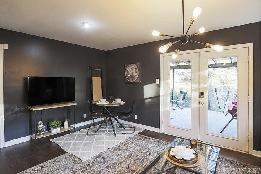 PLAZA HEIGHTS - Residential