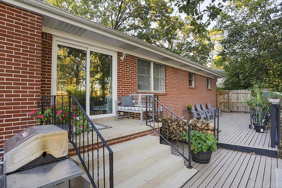 PLAZA HEIGHTS - Residential