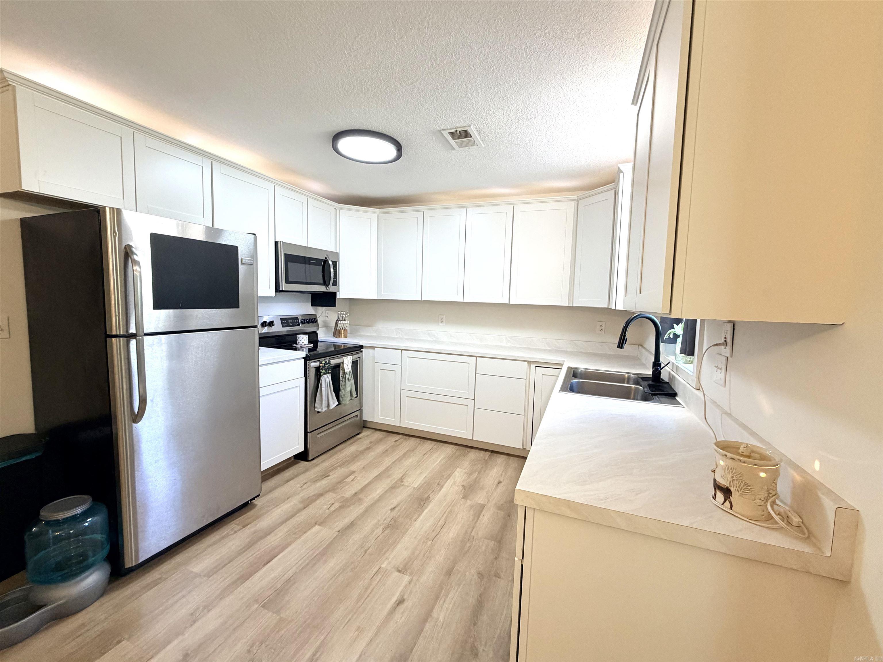 Horseshoe Trails - Residential