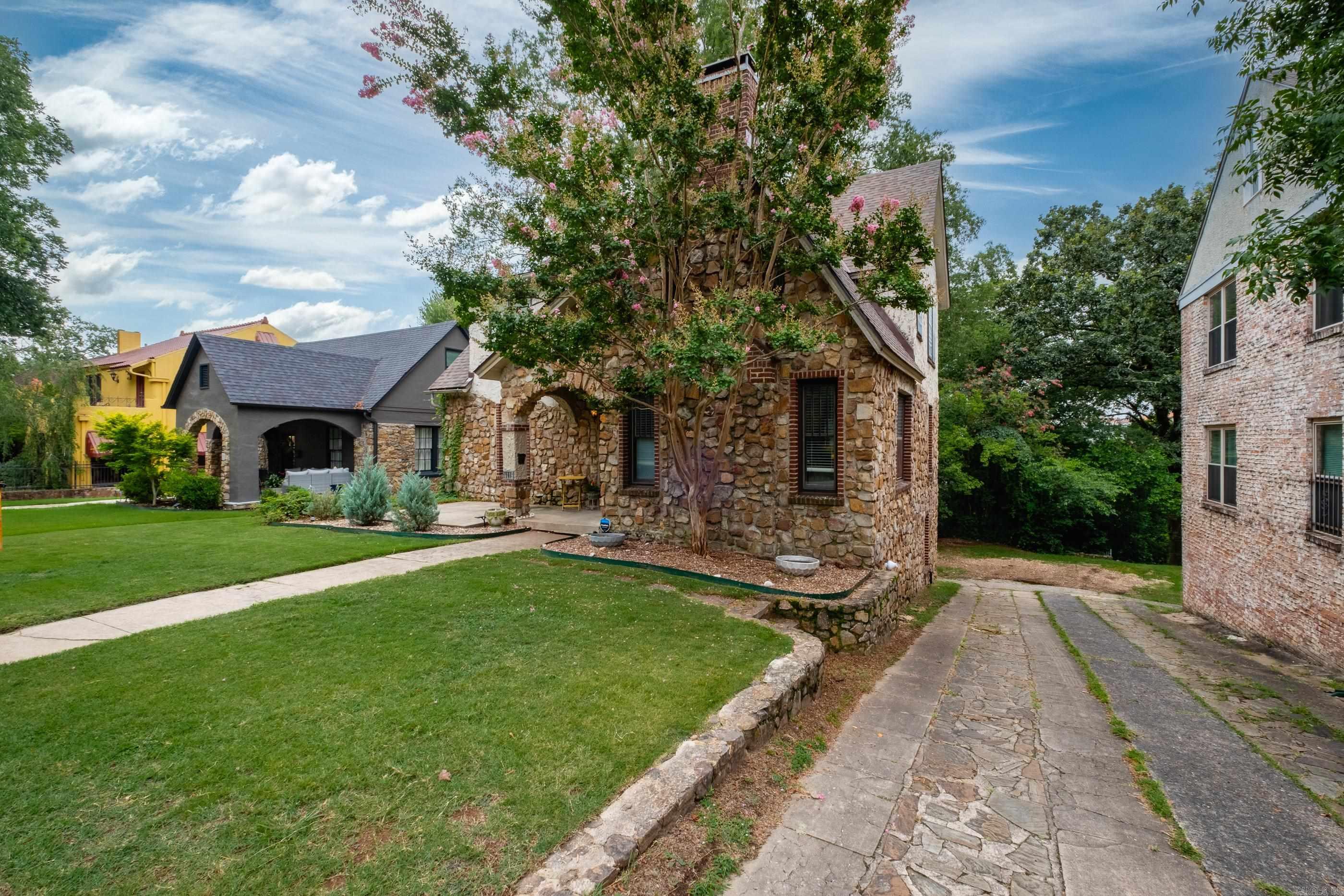 PINEHURST - Residential