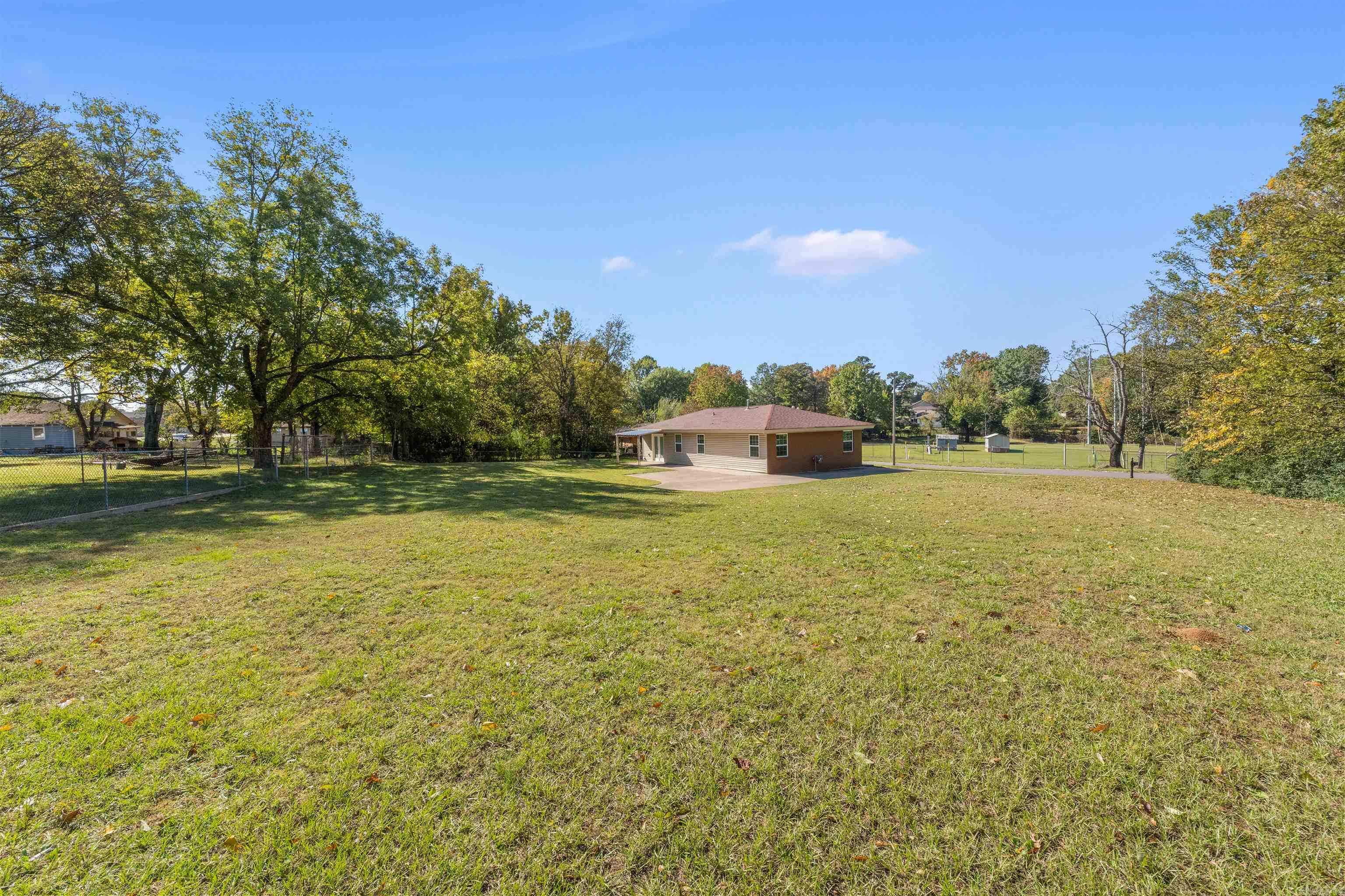 WAKEFIELD VILLAGE - Residential