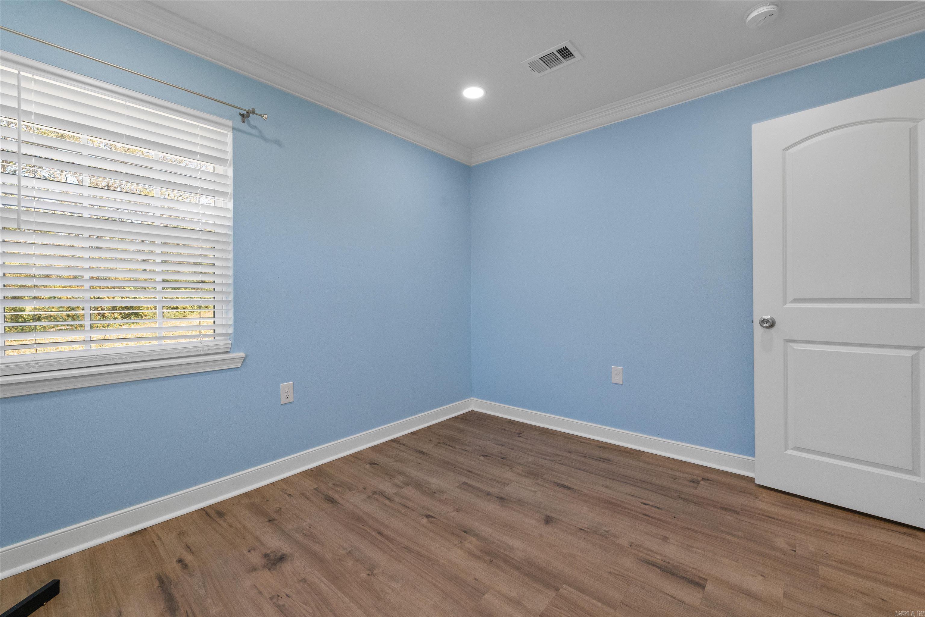 WAKEFIELD VILLAGE - Residential