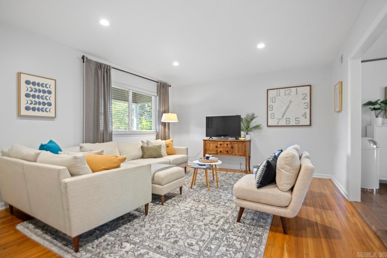 Briarwood - Residential Lease