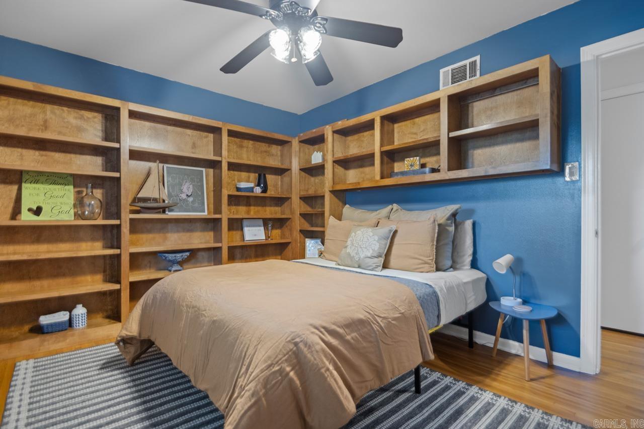 Briarwood - Residential Lease