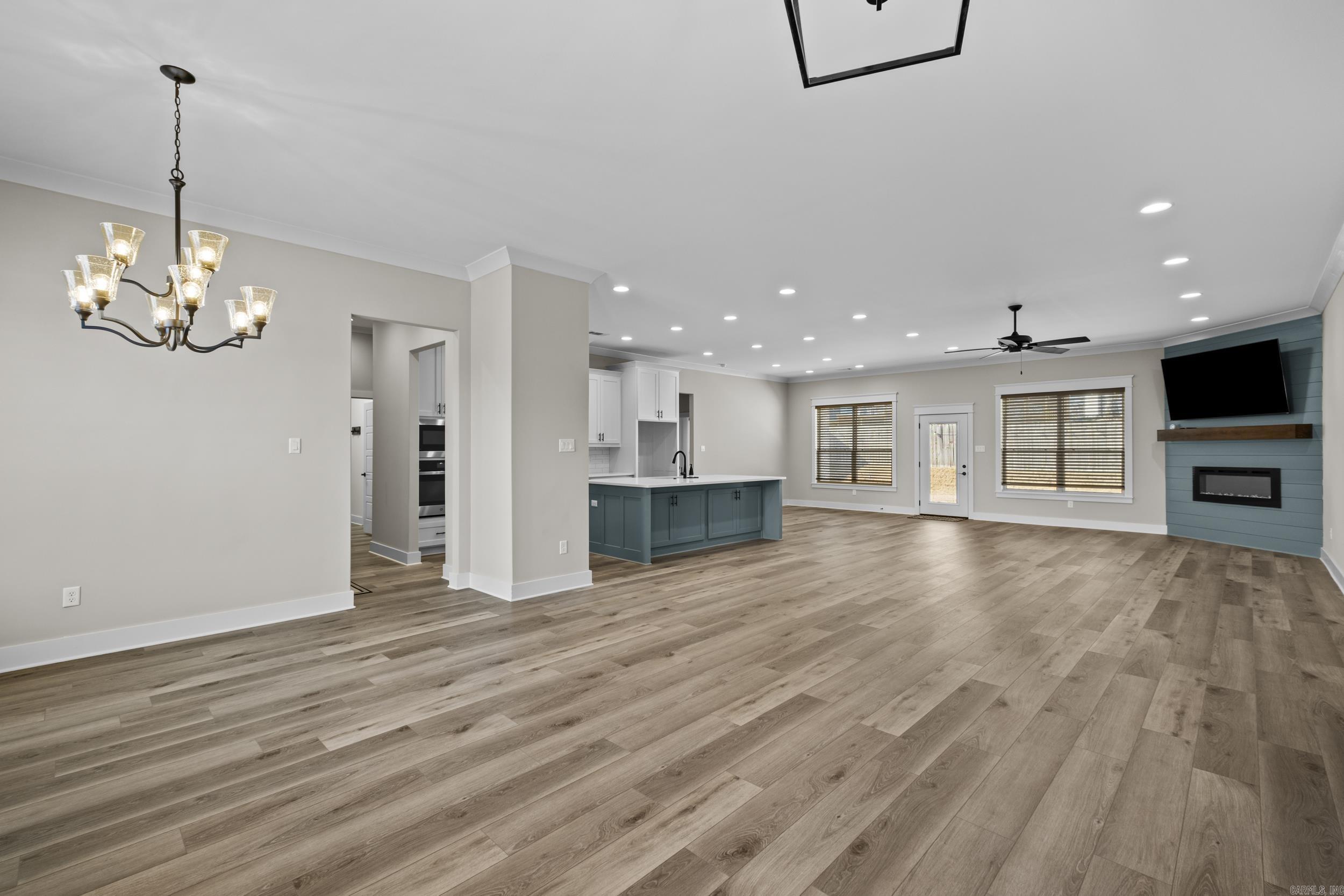 MILLERS GLENN - Residential