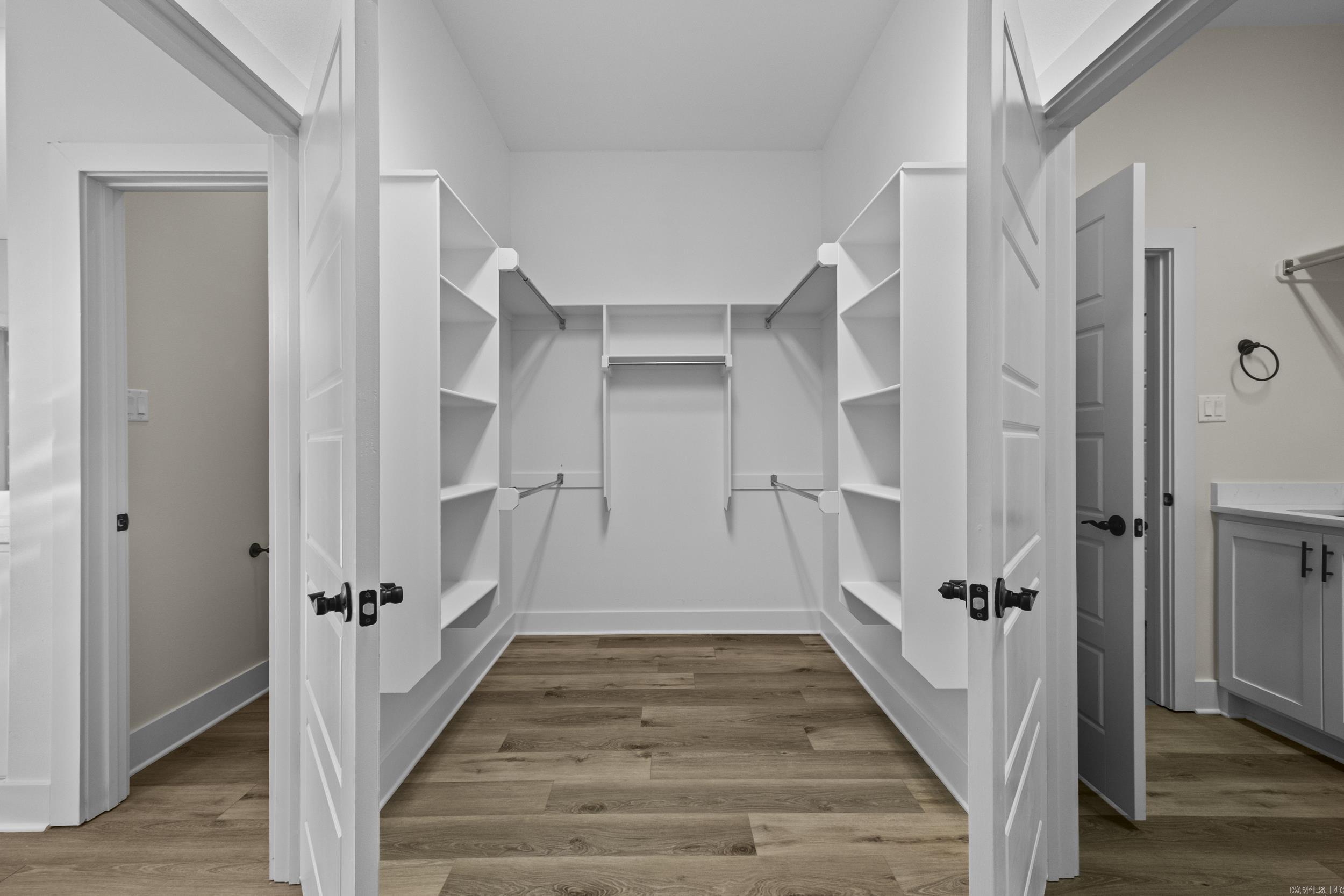 MILLERS GLENN - Residential