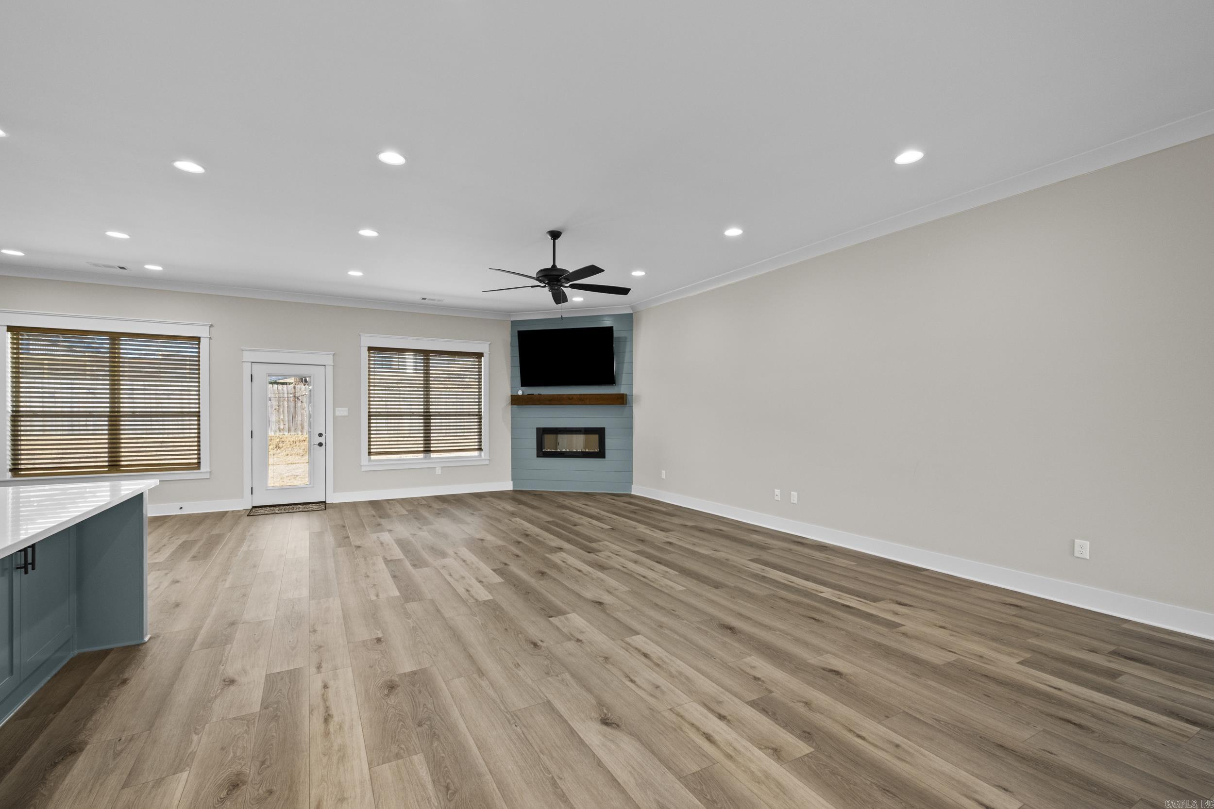 MILLERS GLENN - Residential