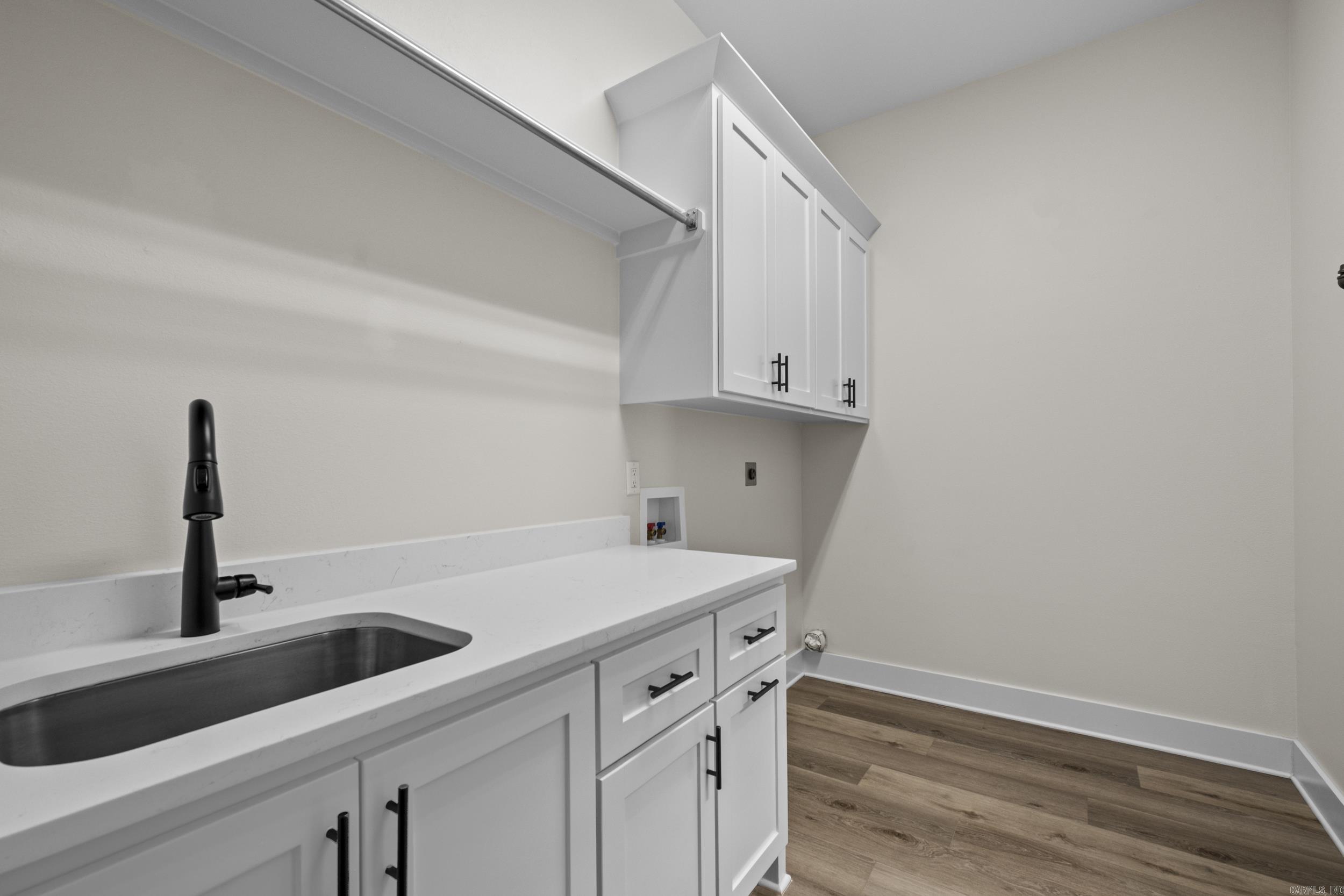 MILLERS GLENN - Residential