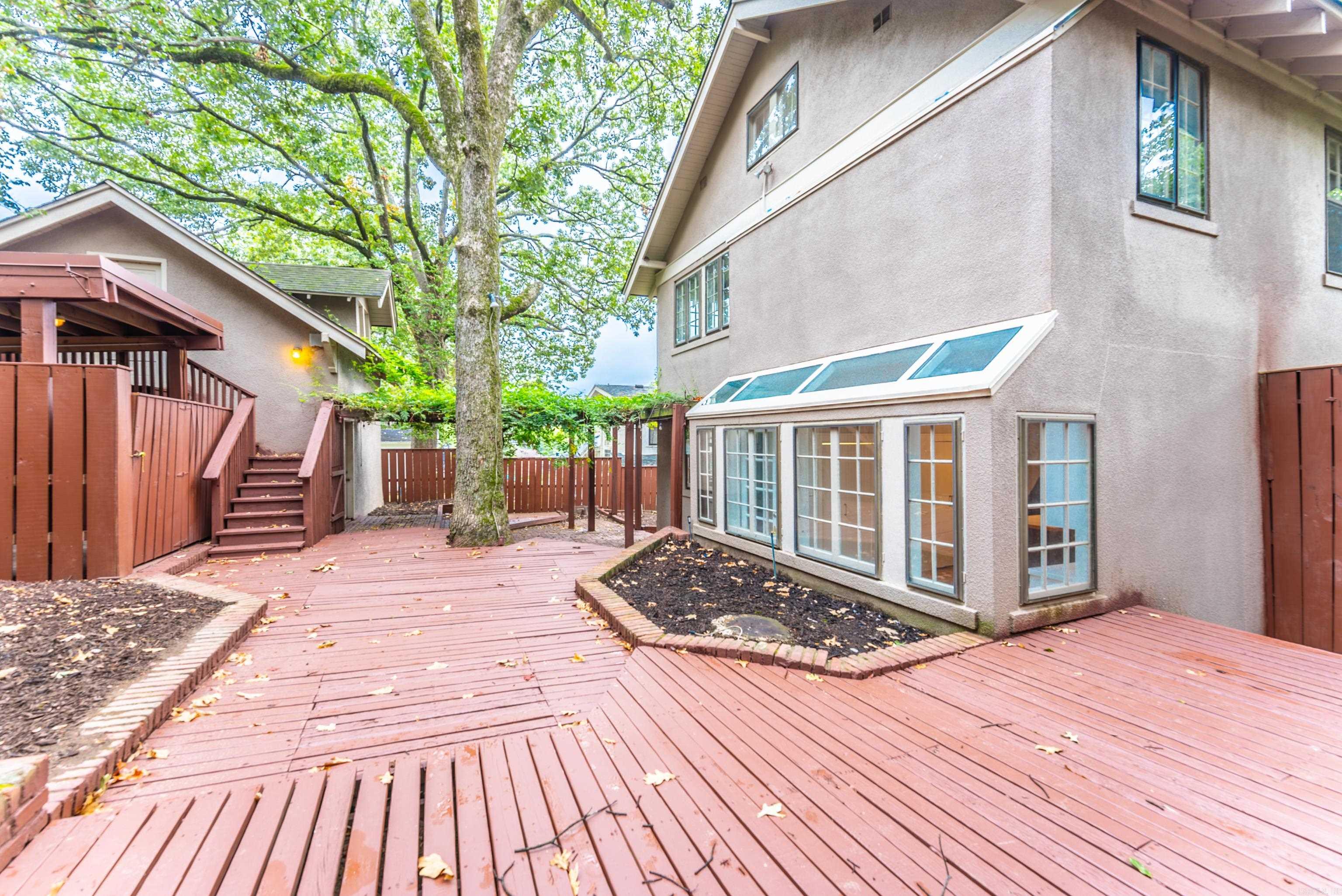 MIDLAND HILLS - Residential