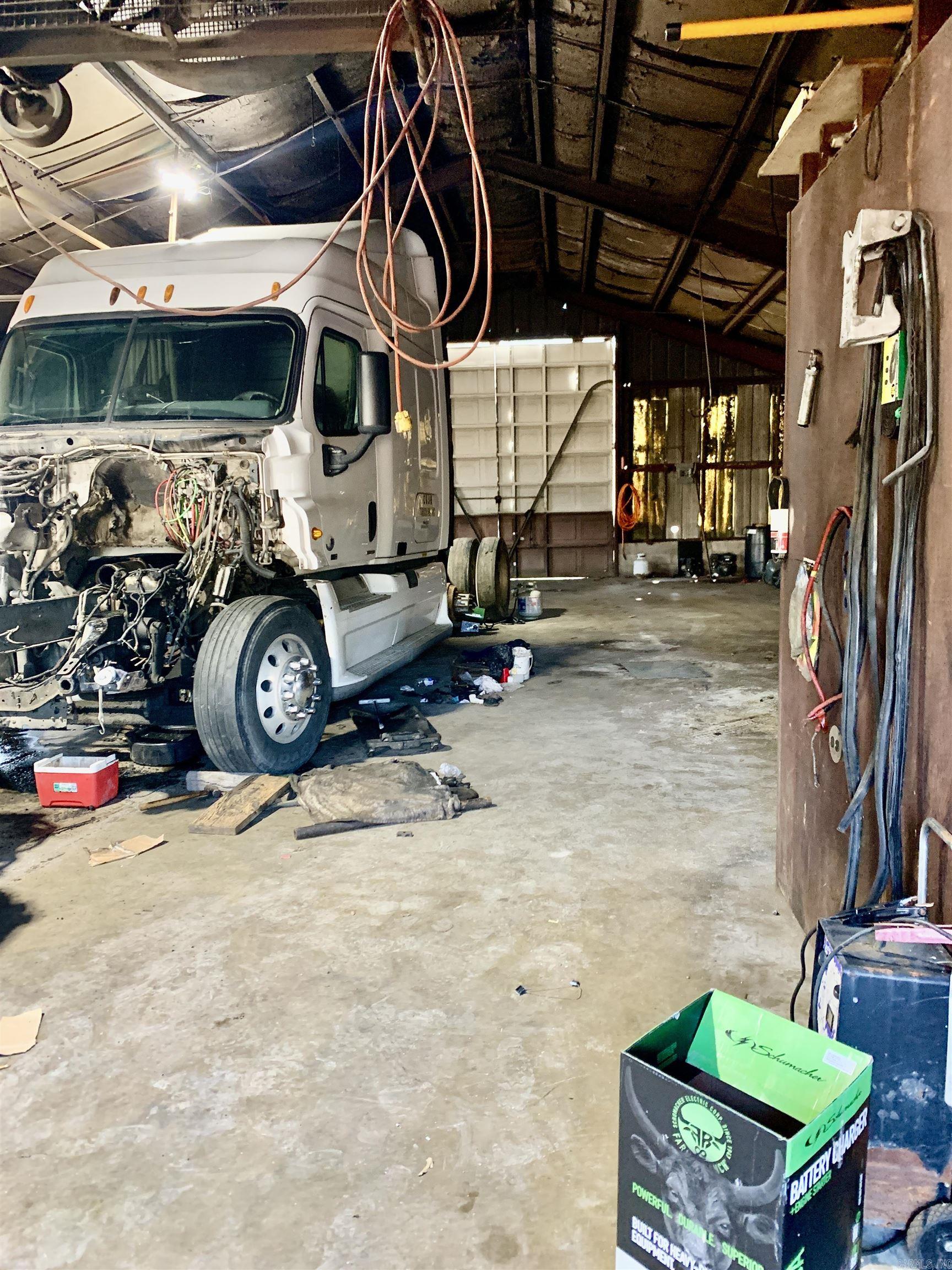 Mabelvale - Commercial Sale