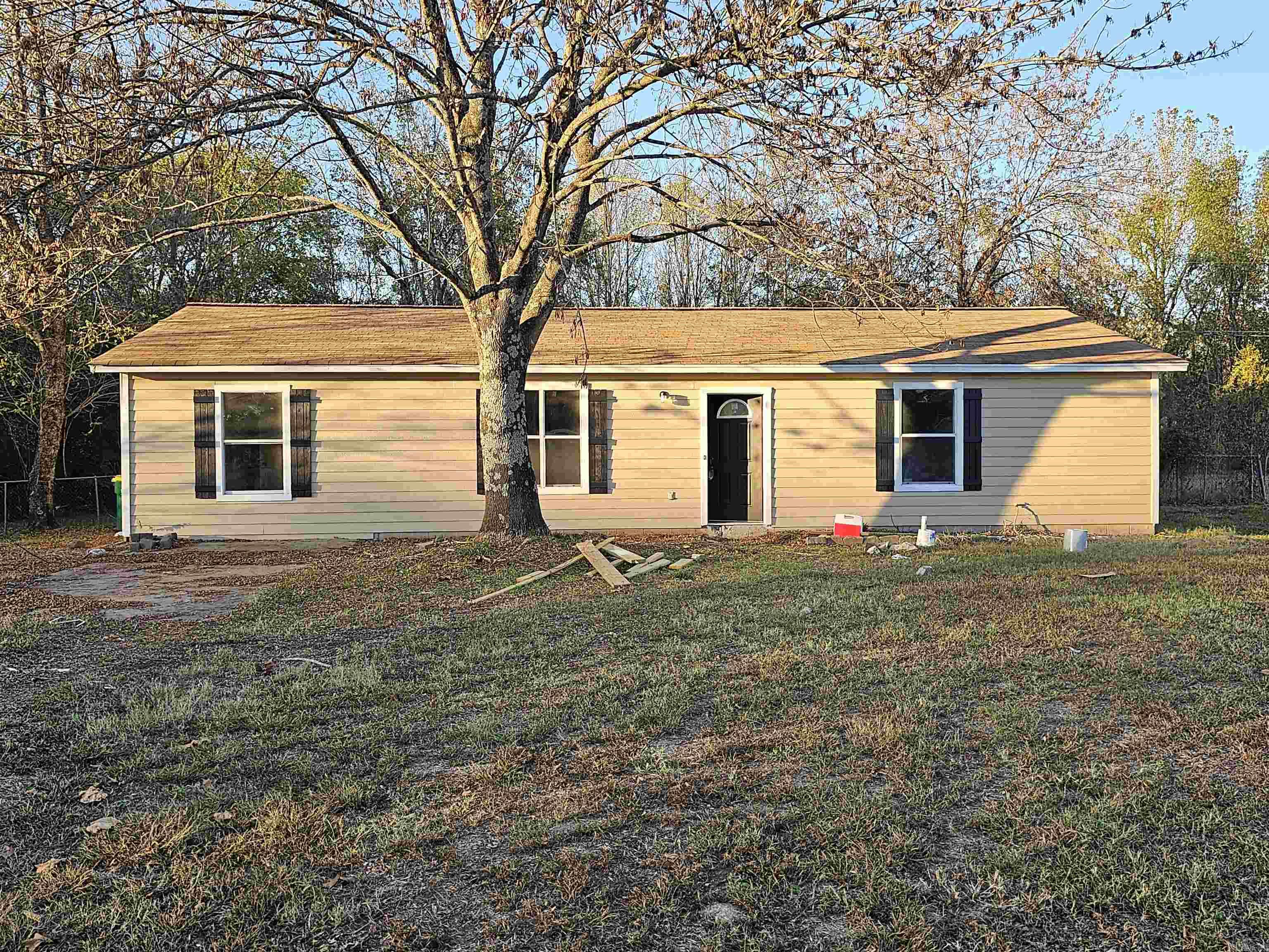 BAYOU METO PLACE - Residential