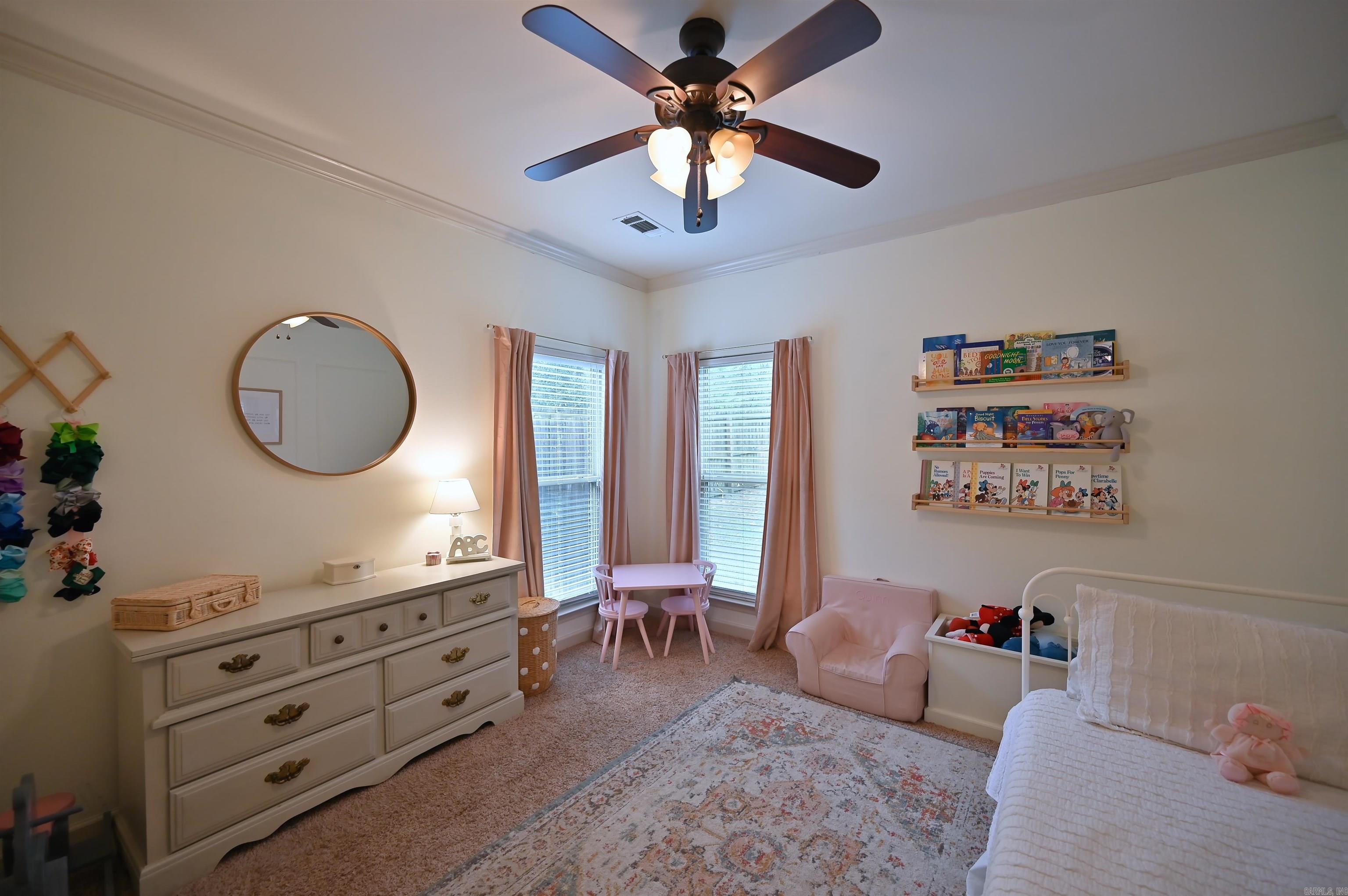 OAK GLENN - Residential