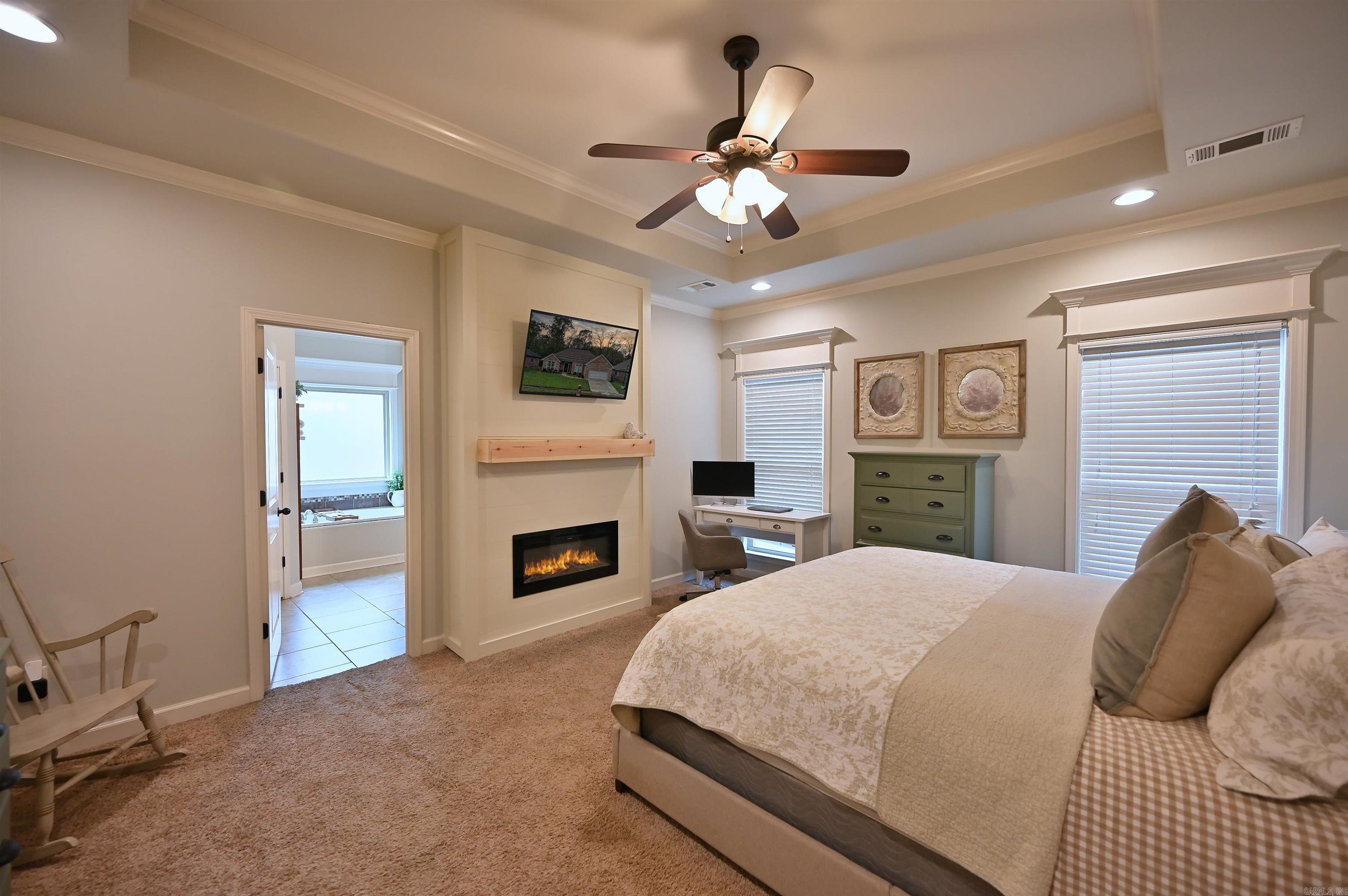 OAK GLENN - Residential