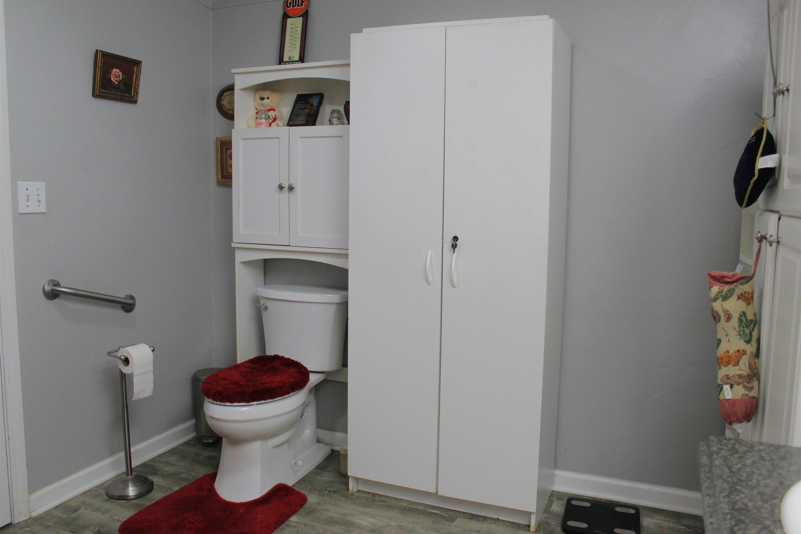 LANDOVER ESTATES - Residential