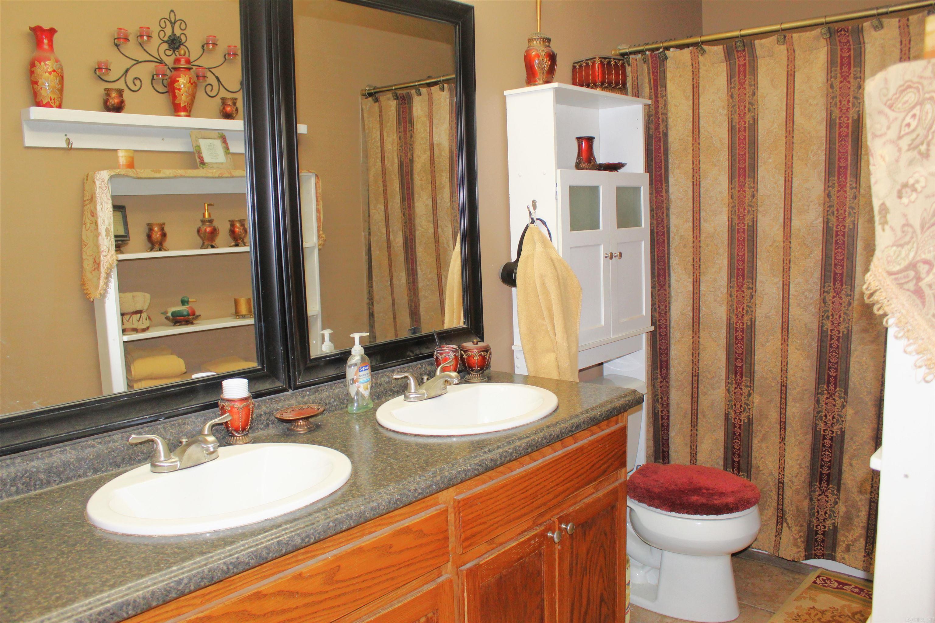 LANDOVER ESTATES - Residential