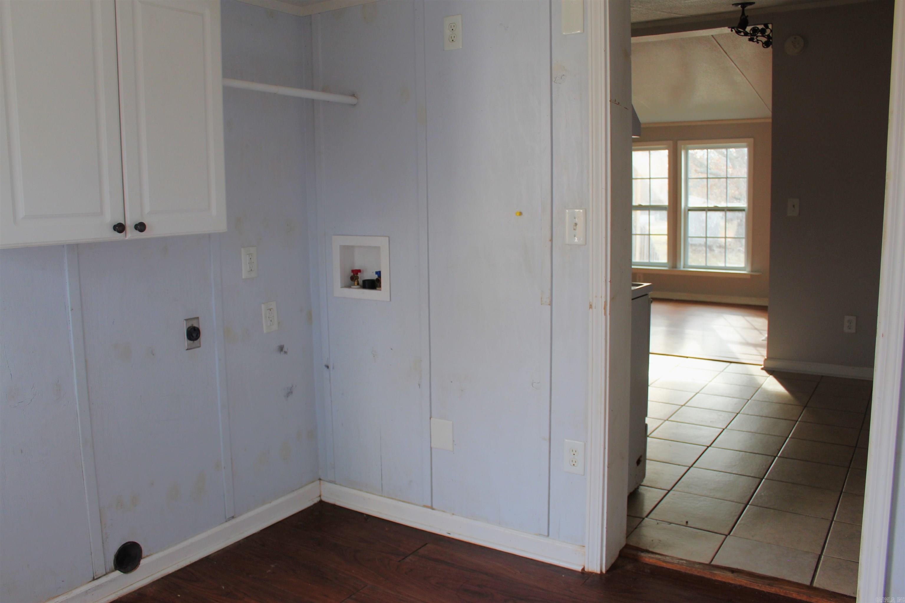 LANDOVER ESTATES - Residential