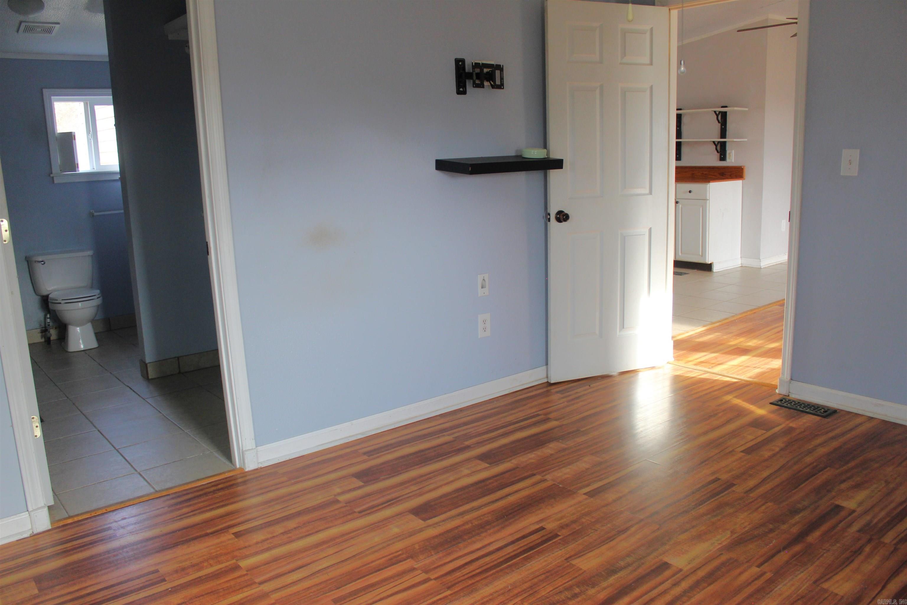 LANDOVER ESTATES - Residential