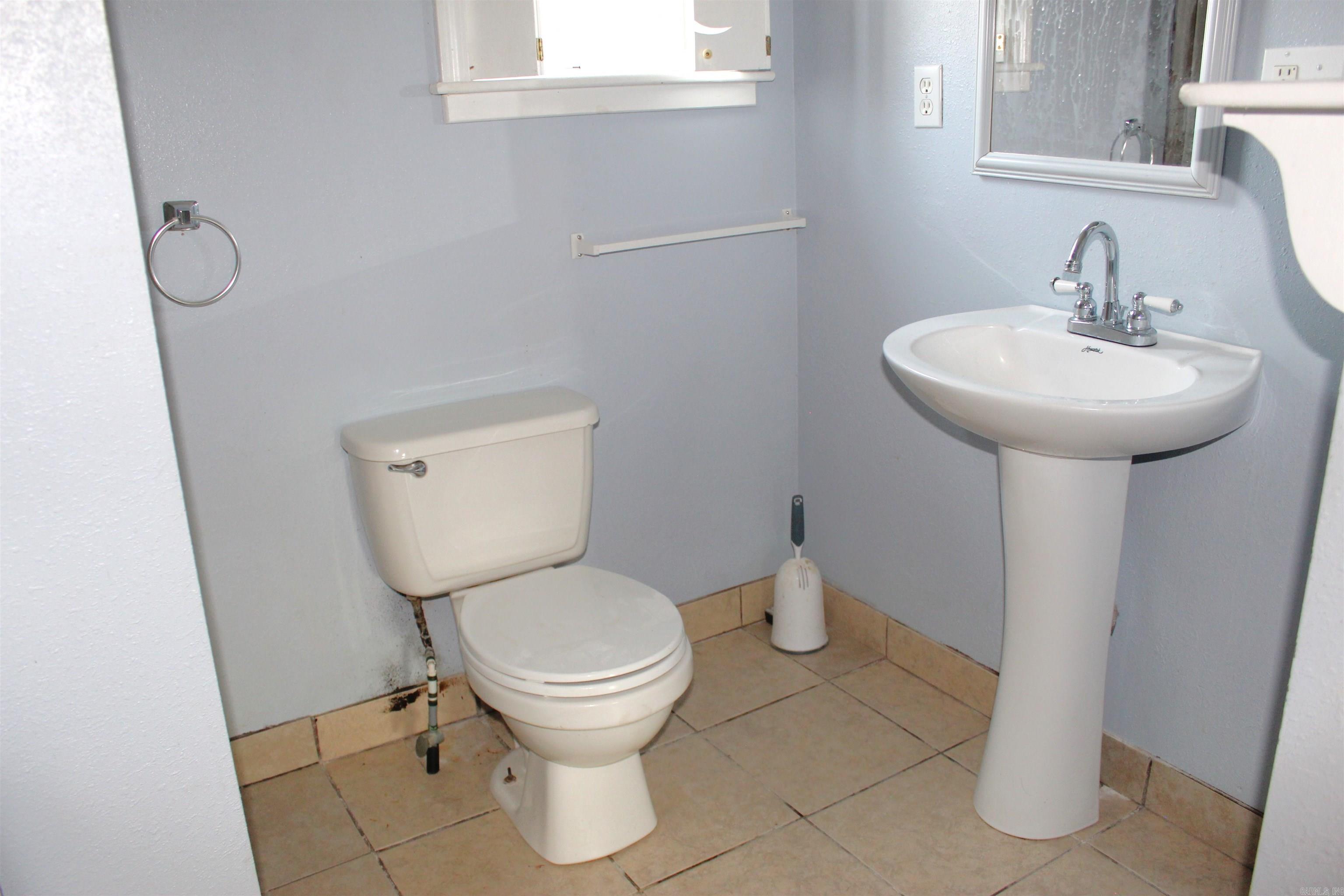 LANDOVER ESTATES - Residential