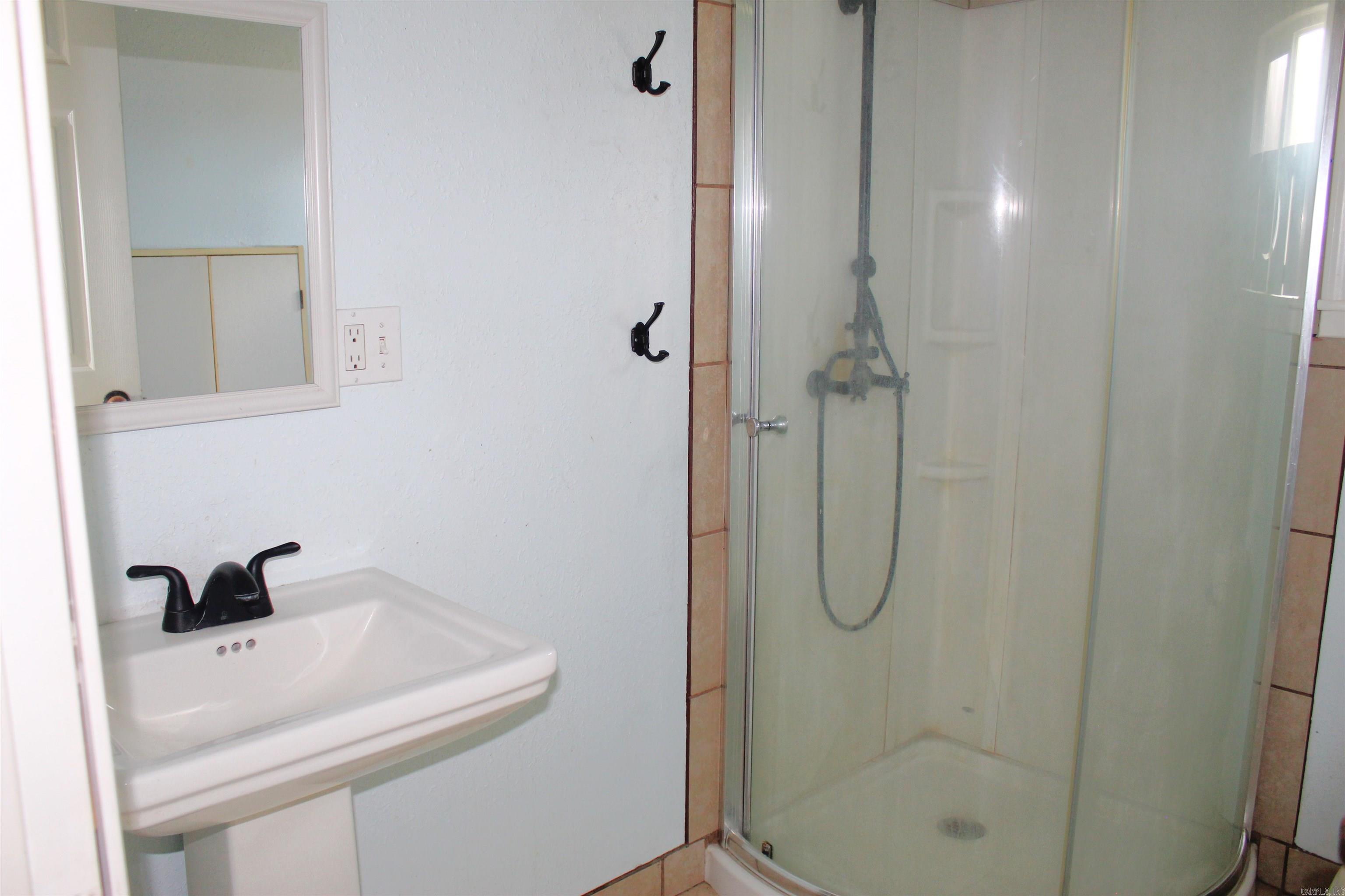 LANDOVER ESTATES - Residential