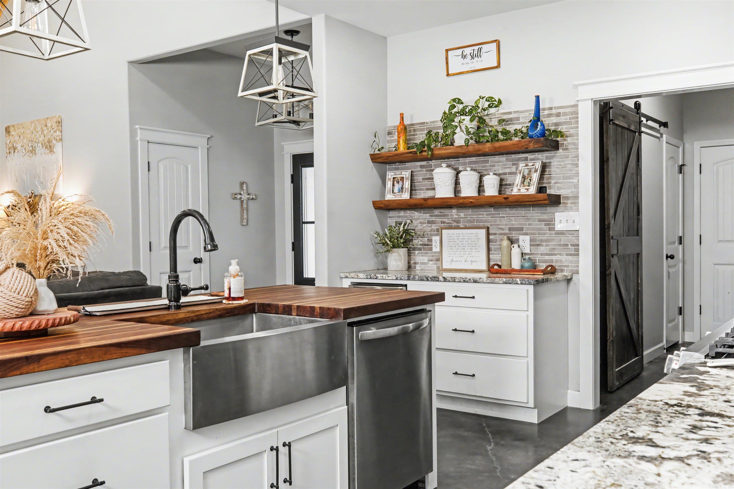 RED BLUFF - Residential