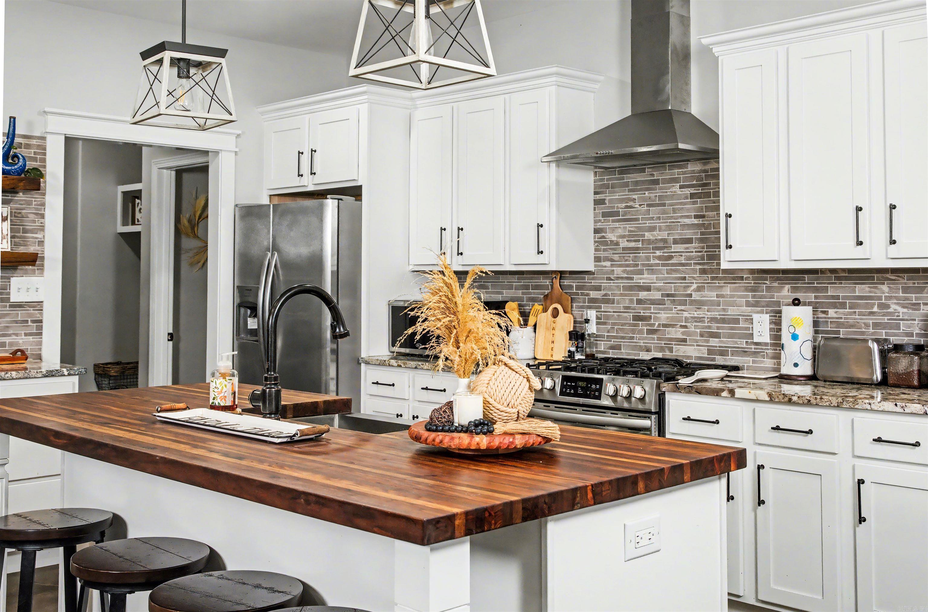 RED BLUFF - Residential