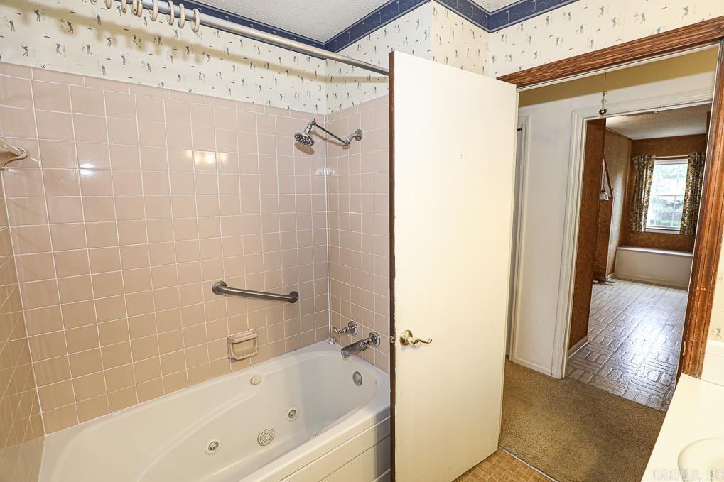 BROWNWOOD - Residential