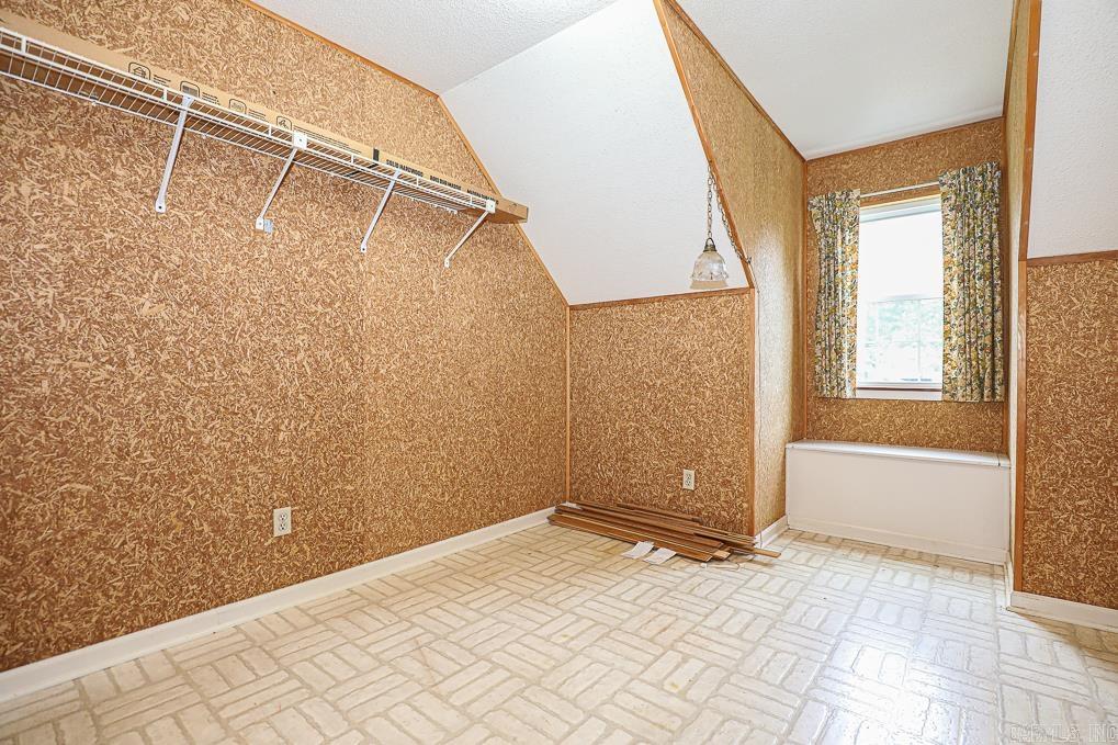 BROWNWOOD - Residential