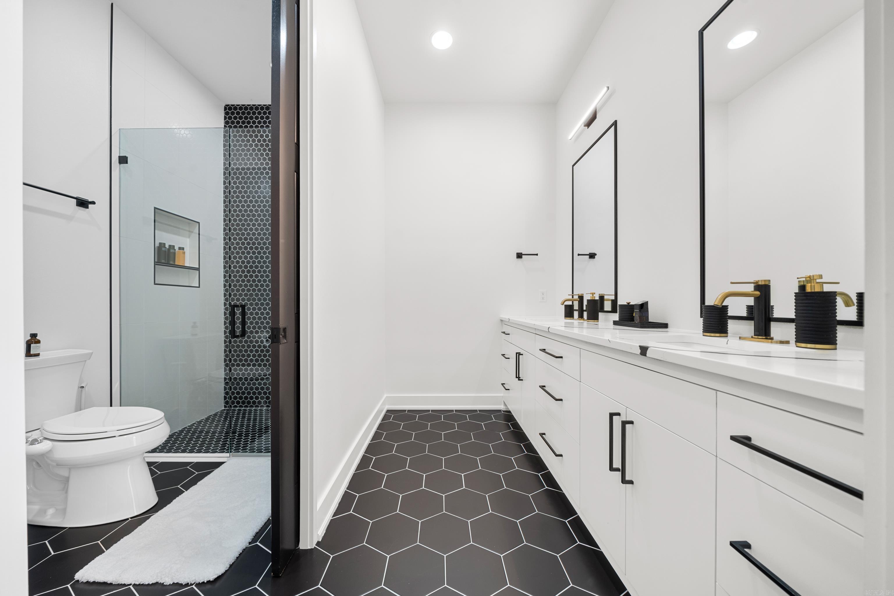 WEST LAKE VILLAGE - Residential