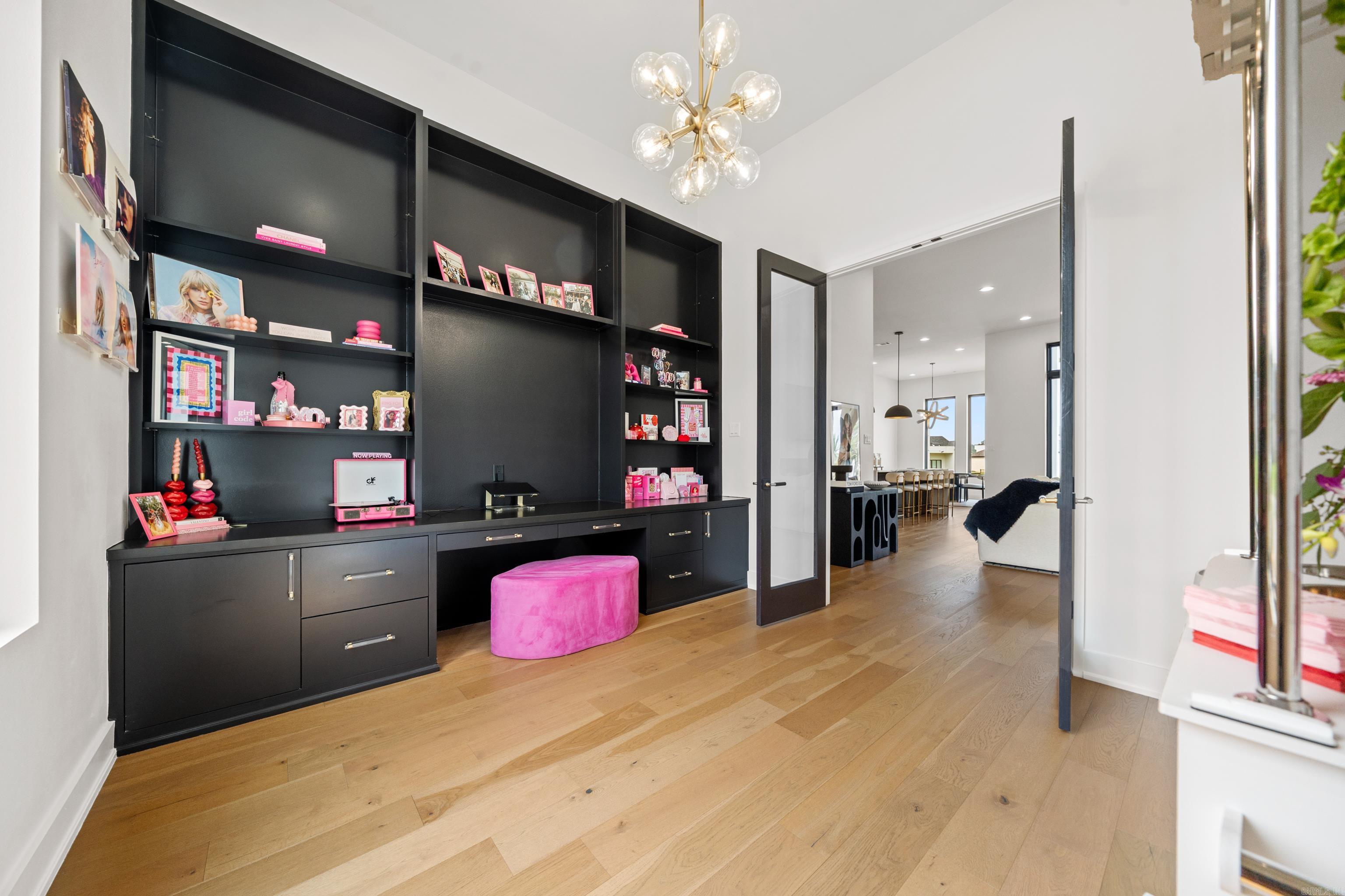 WEST LAKE VILLAGE - Residential