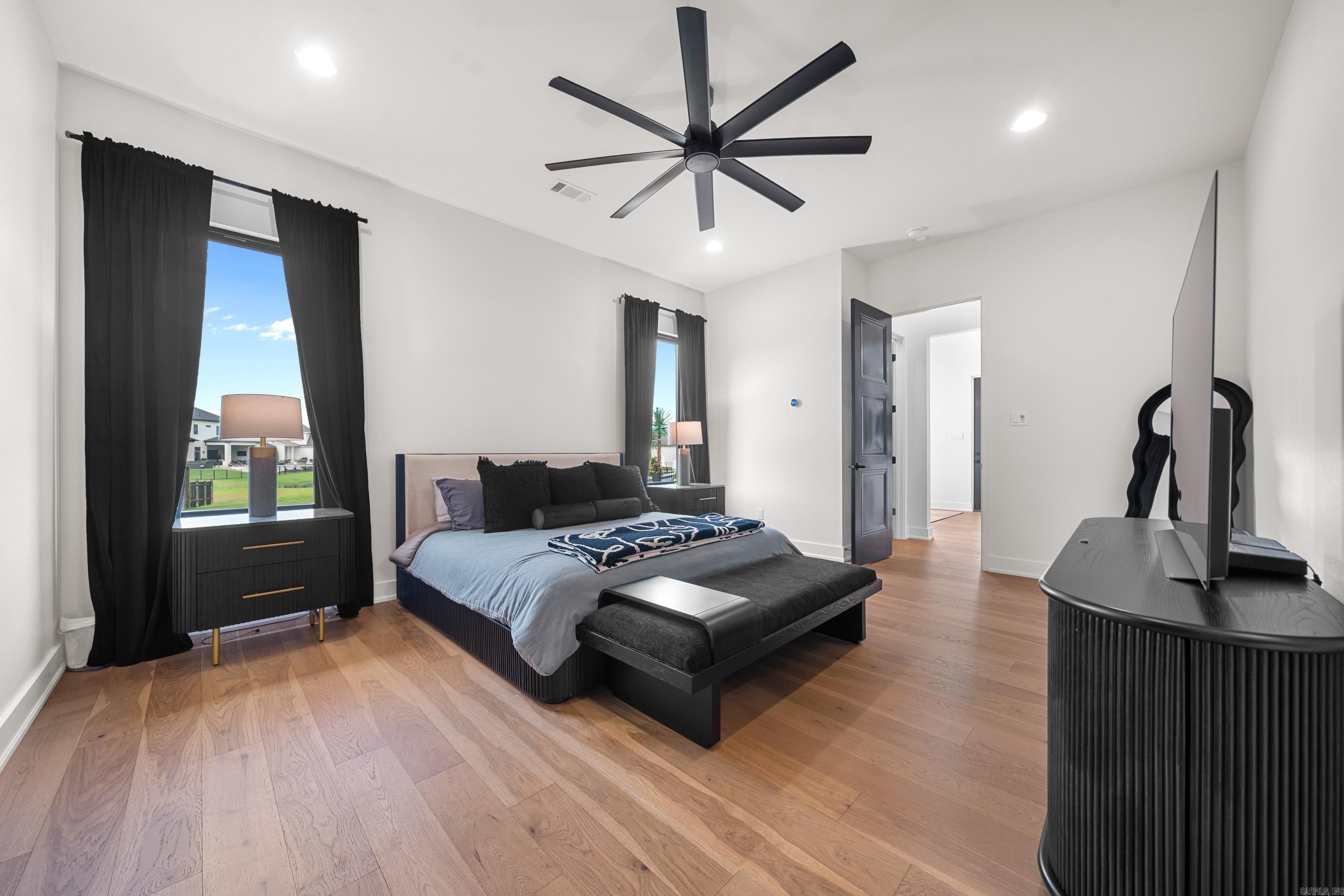 WEST LAKE VILLAGE - Residential