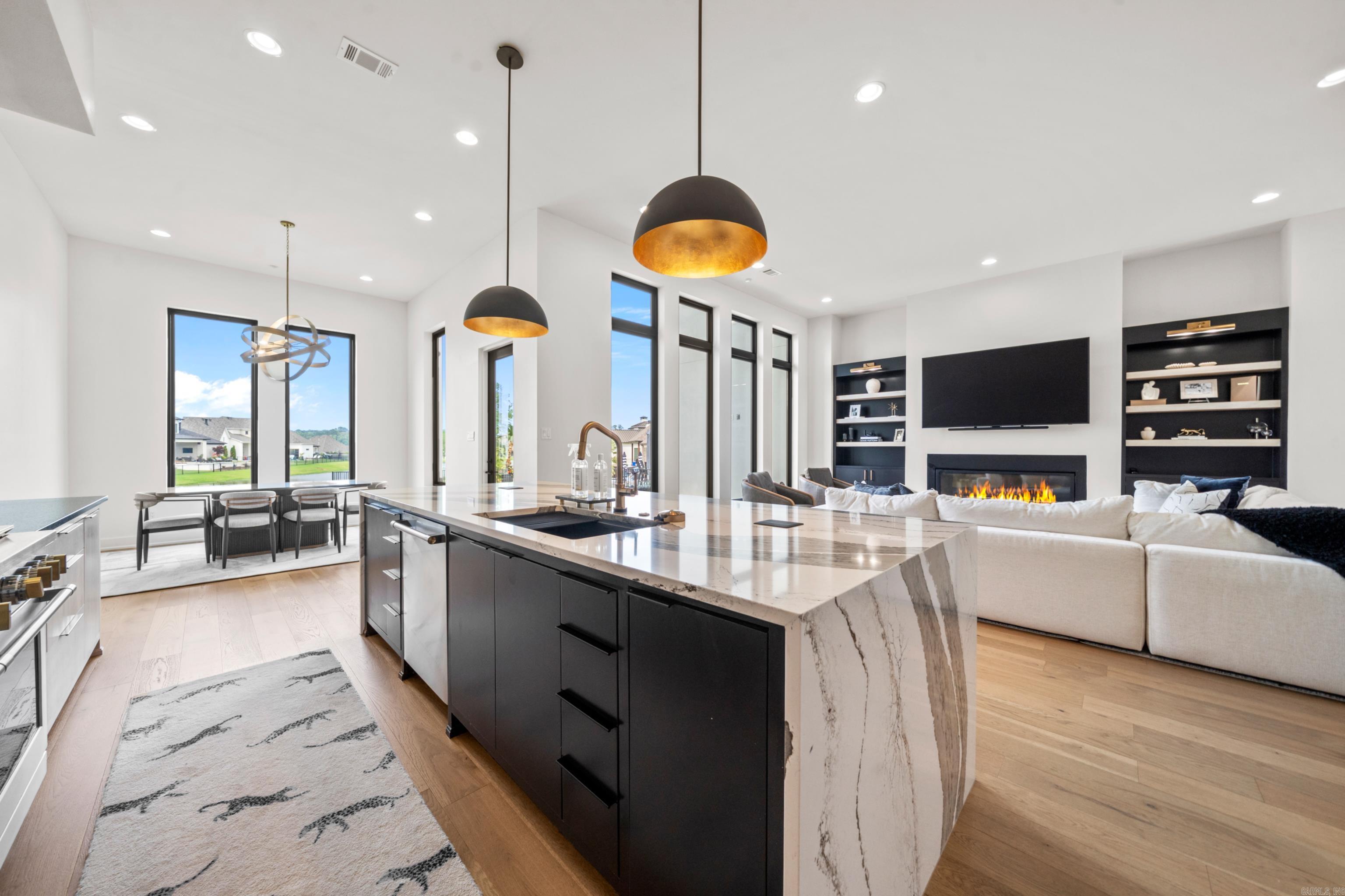 WEST LAKE VILLAGE - Residential