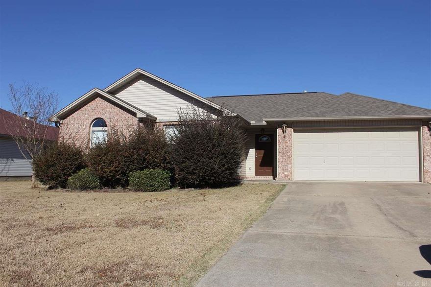 3 bedroom 2 bath home. Hardwood & tile flooring throughout. No carpet. Located close to town, shopping & schools. Pets are case by case. Please call 501.982.7474. Apply online: c21prjxrentals.com. Please see showing remarks.