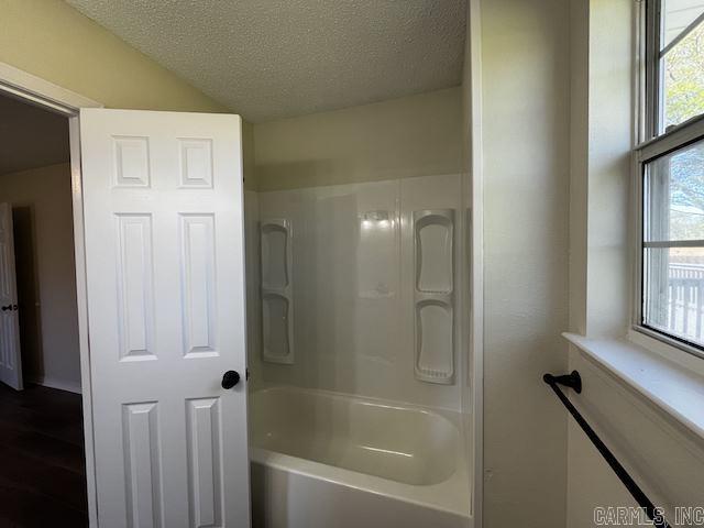 DEERFIELD ESTATES - Residential