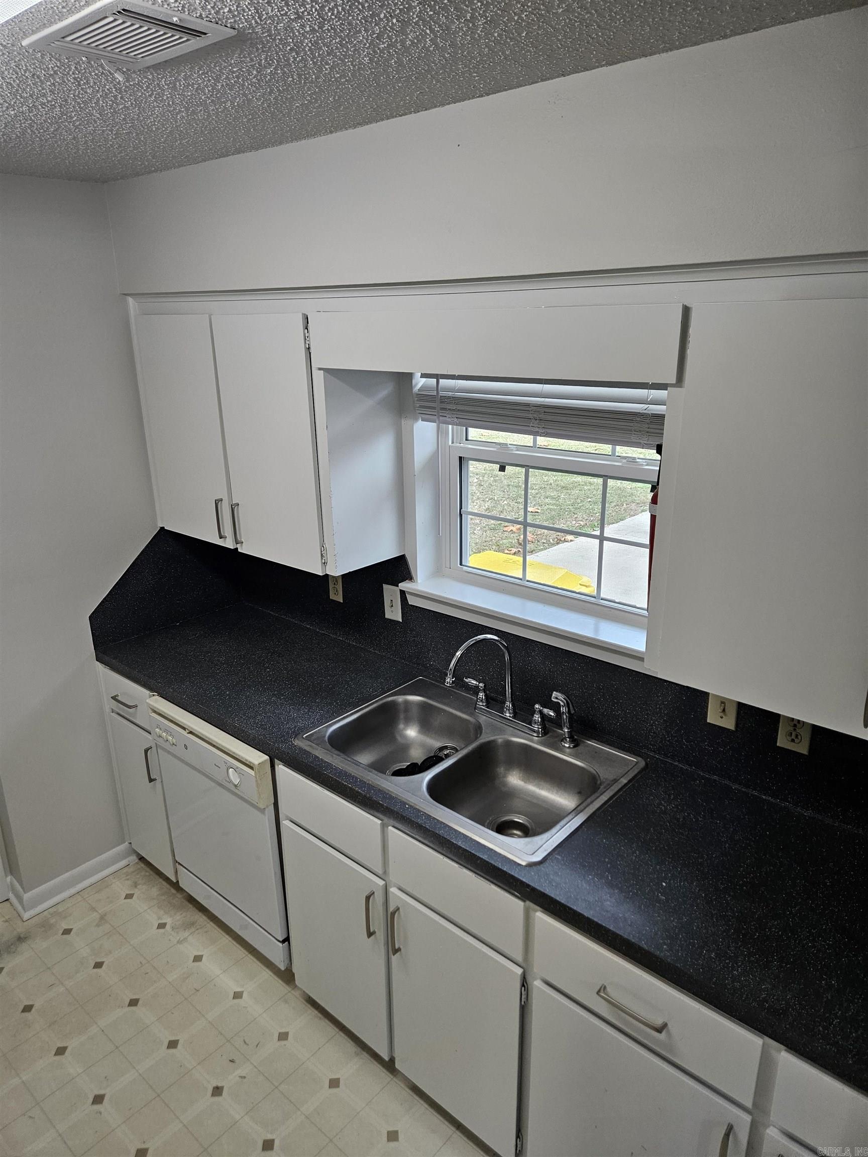 Meadowlark - Residential Lease