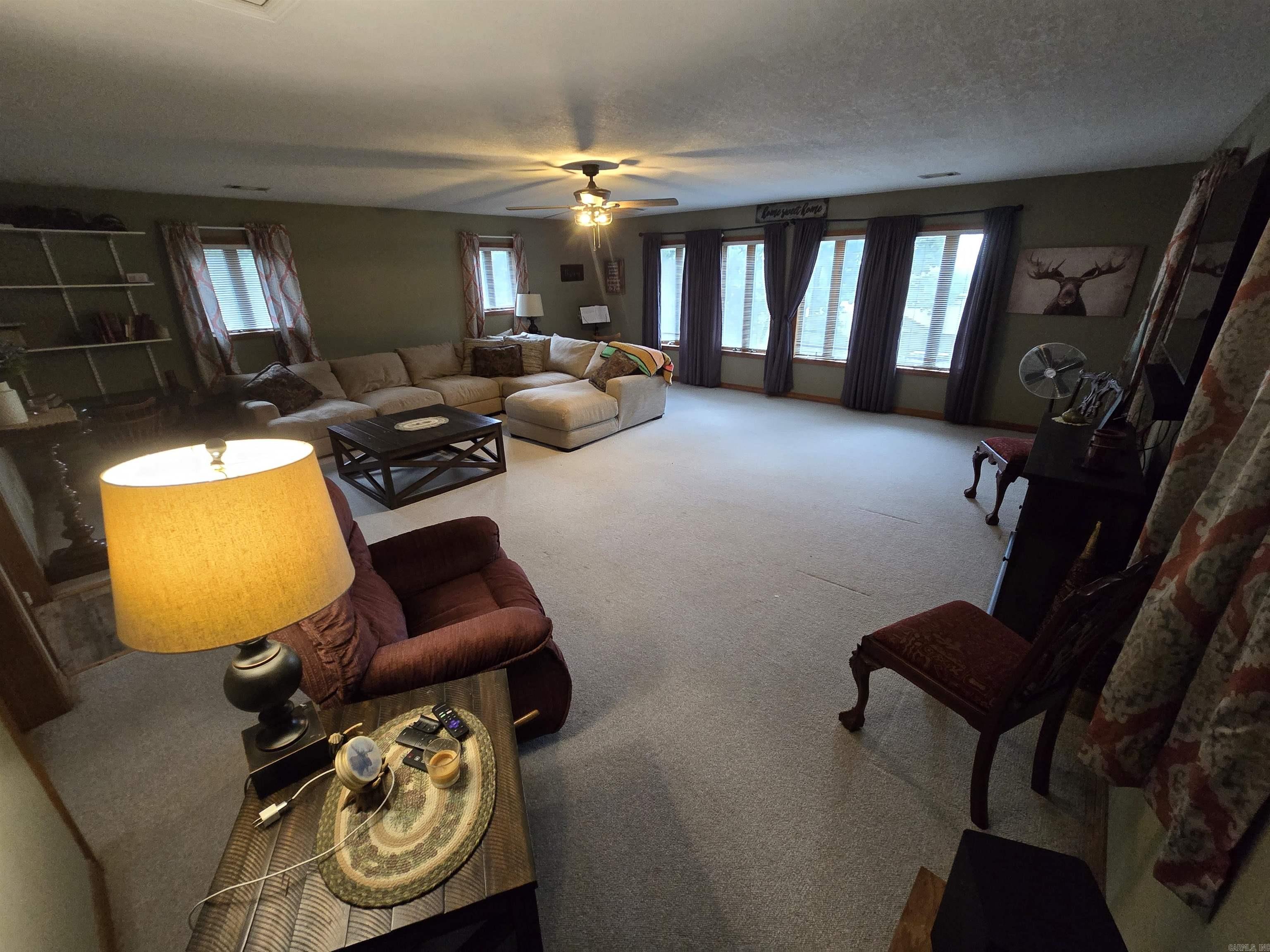 EAGLE RIDGE - Residential