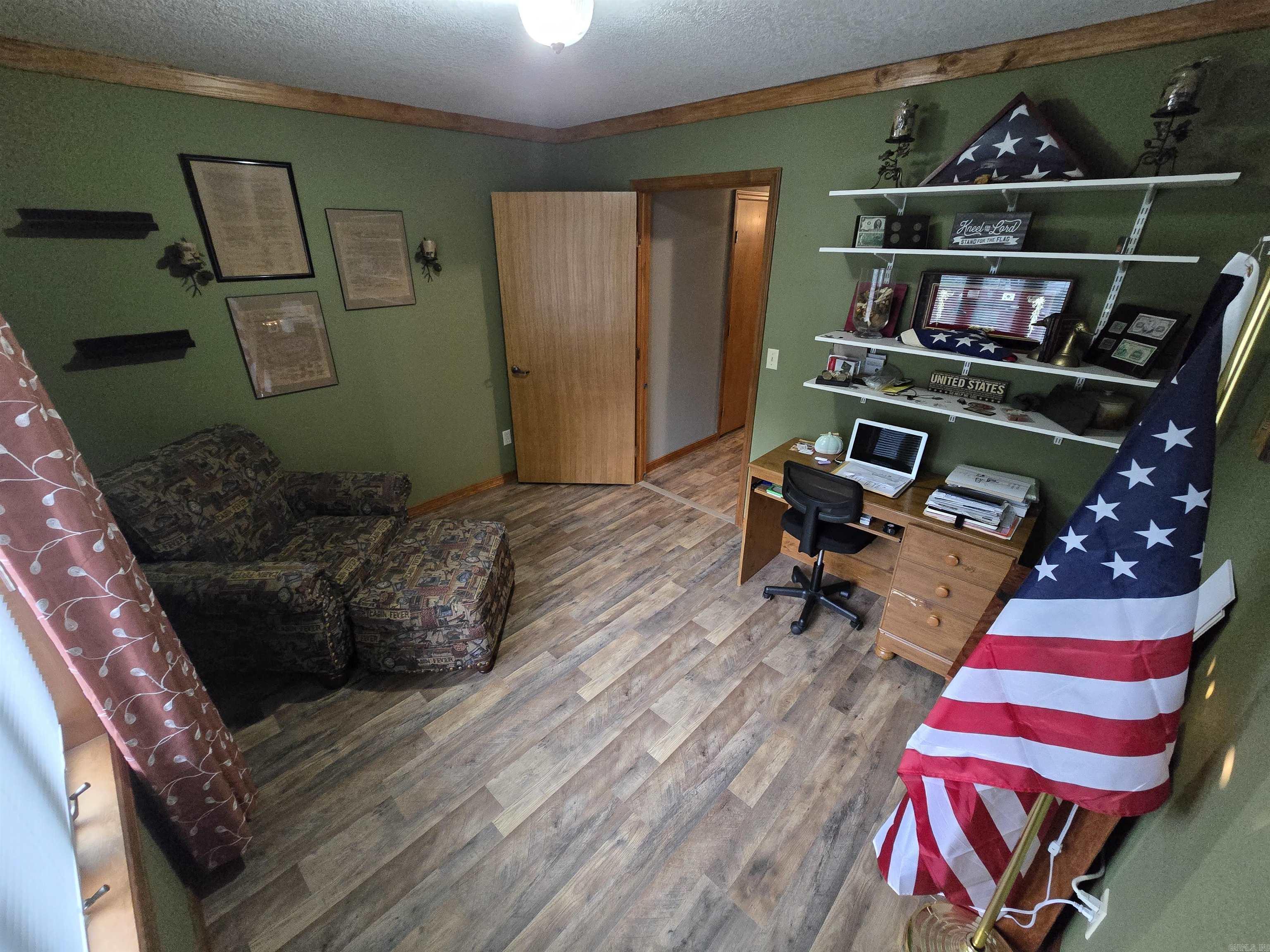 EAGLE RIDGE - Residential