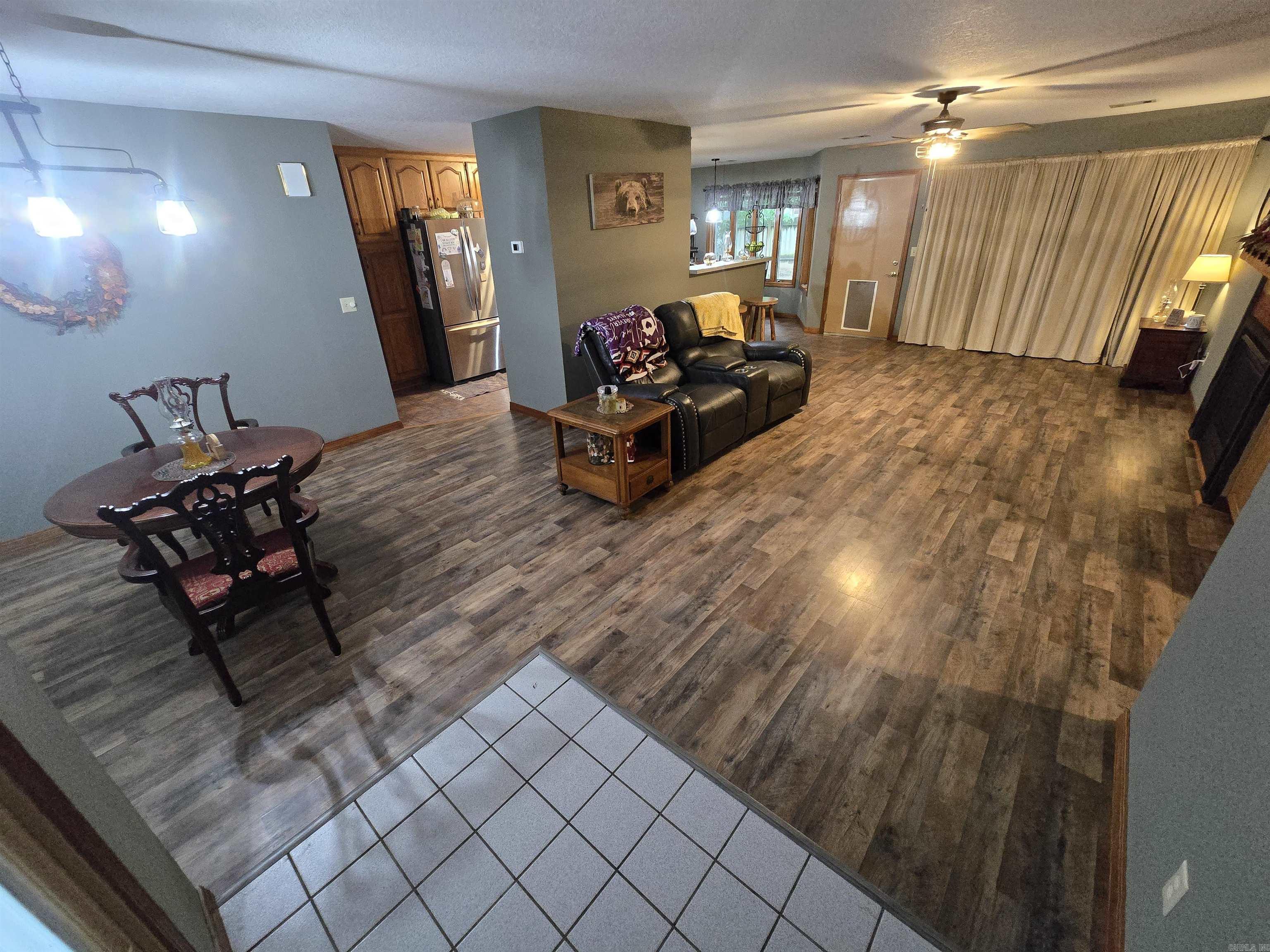 EAGLE RIDGE - Residential