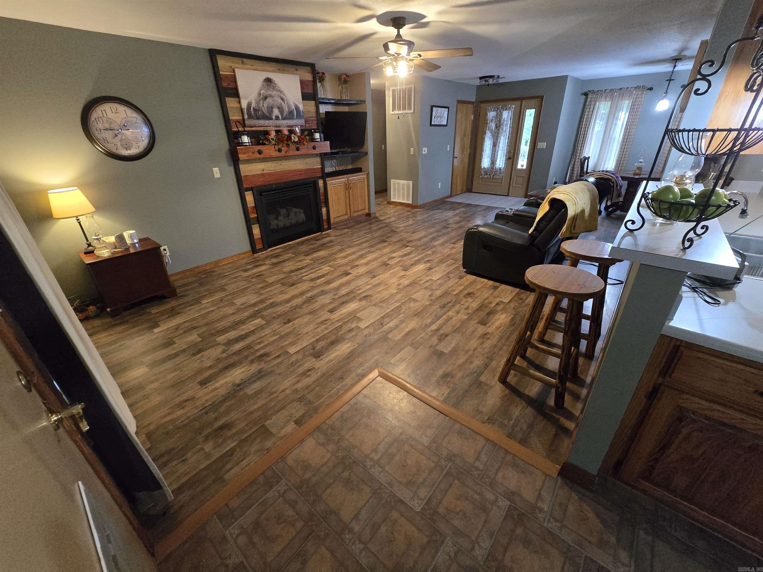 EAGLE RIDGE - Residential